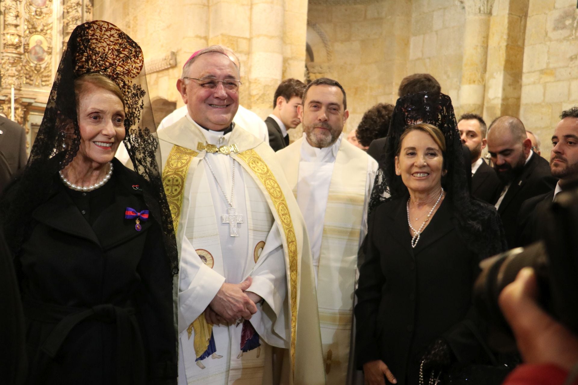 Las mejores imágenes de la Procesión de la Dolorosa en León