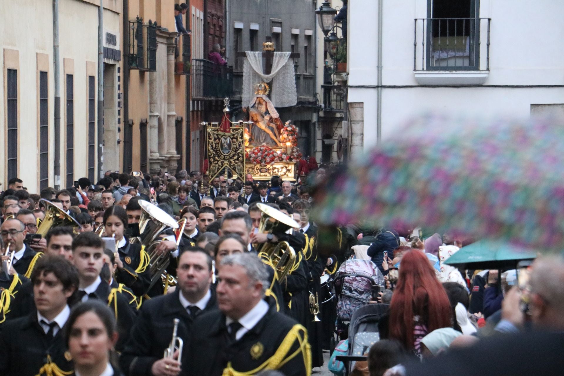 Las mejores imágenes de la Procesión de la Dolorosa en León