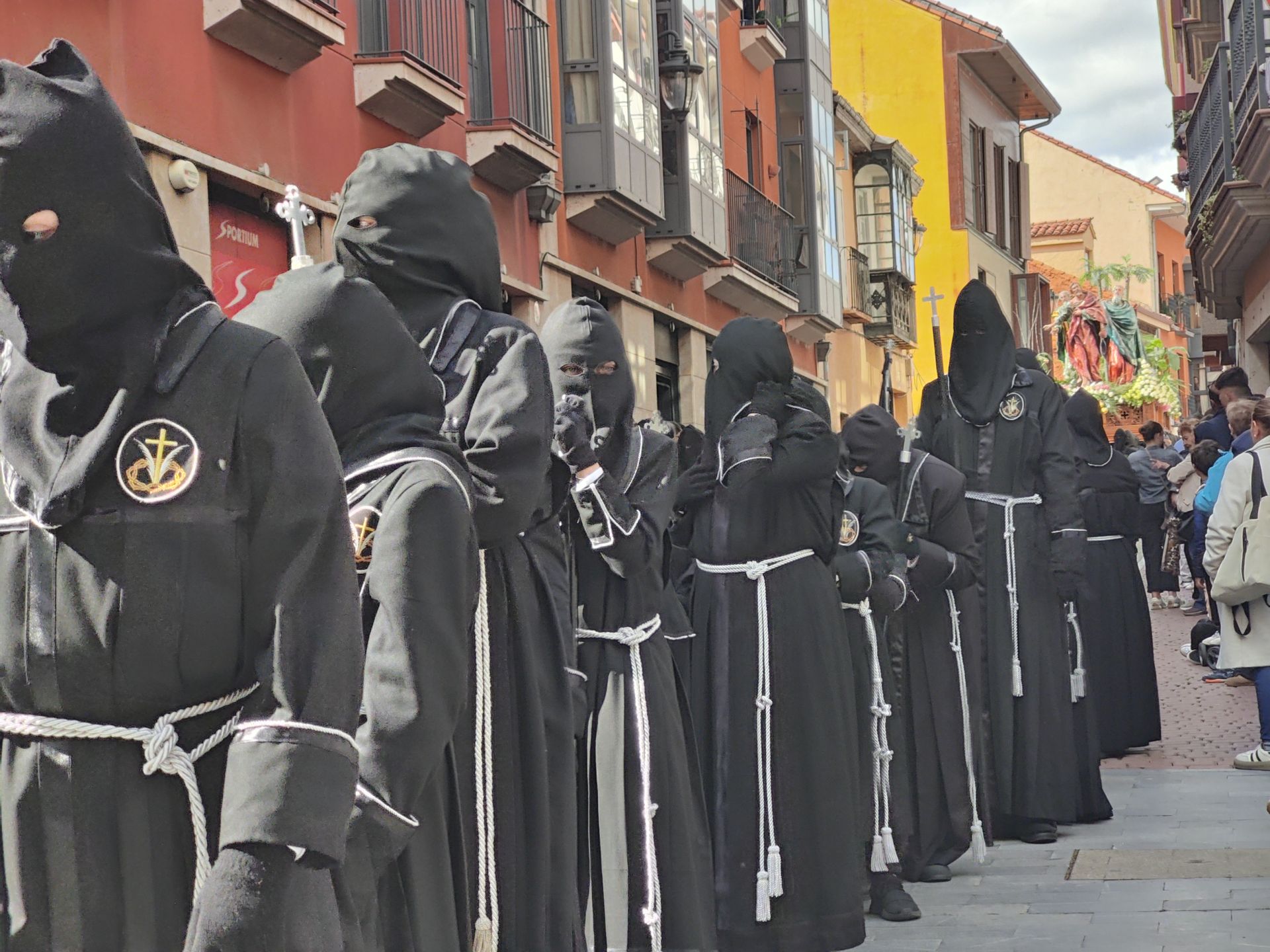 El Gran Poder entra triunfante en León