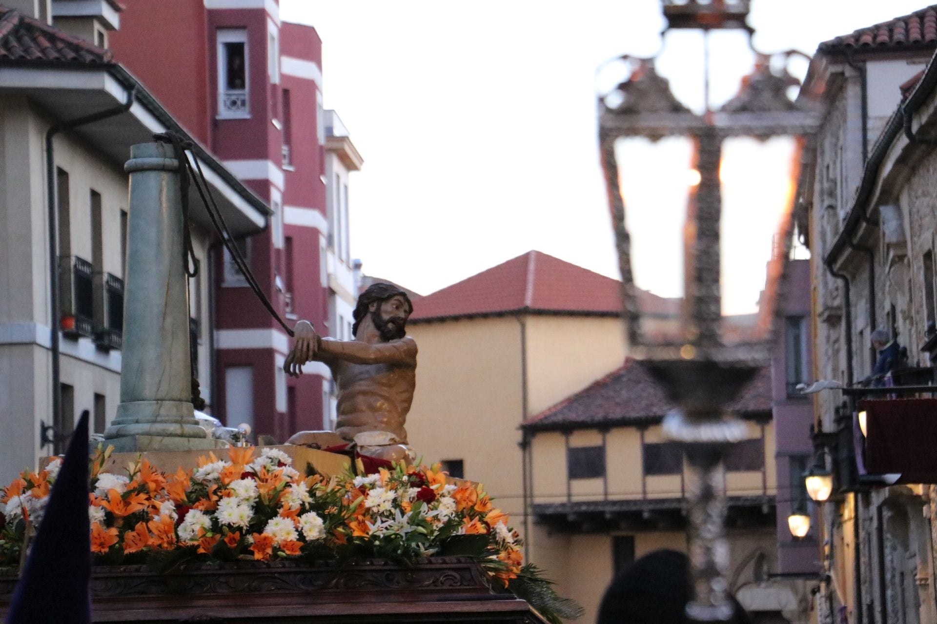 Las imágenes de la procesión de la Virgen de la Amargura en León