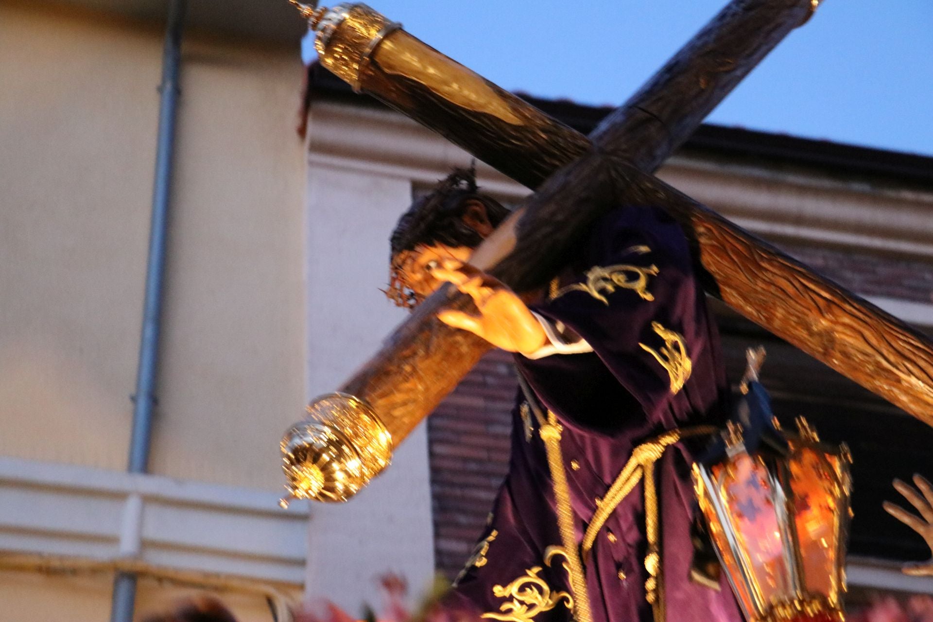 Las imágenes de la procesión de la Virgen de la Amargura en León