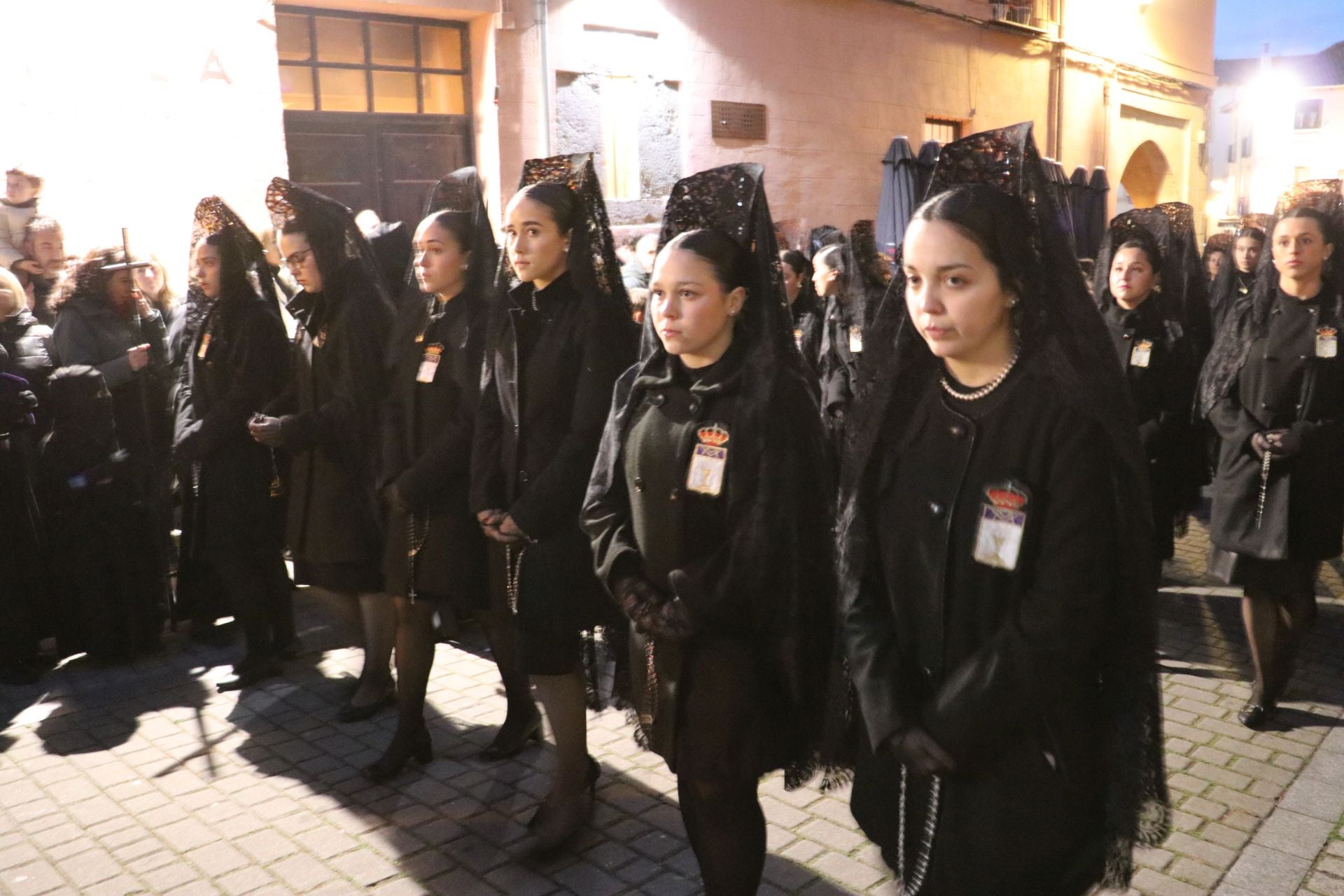 Las imágenes de la procesión de la Virgen de la Amargura en León