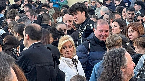 Carmen Borrego elige León y se suma a la expectación por la procesión de la Amargura