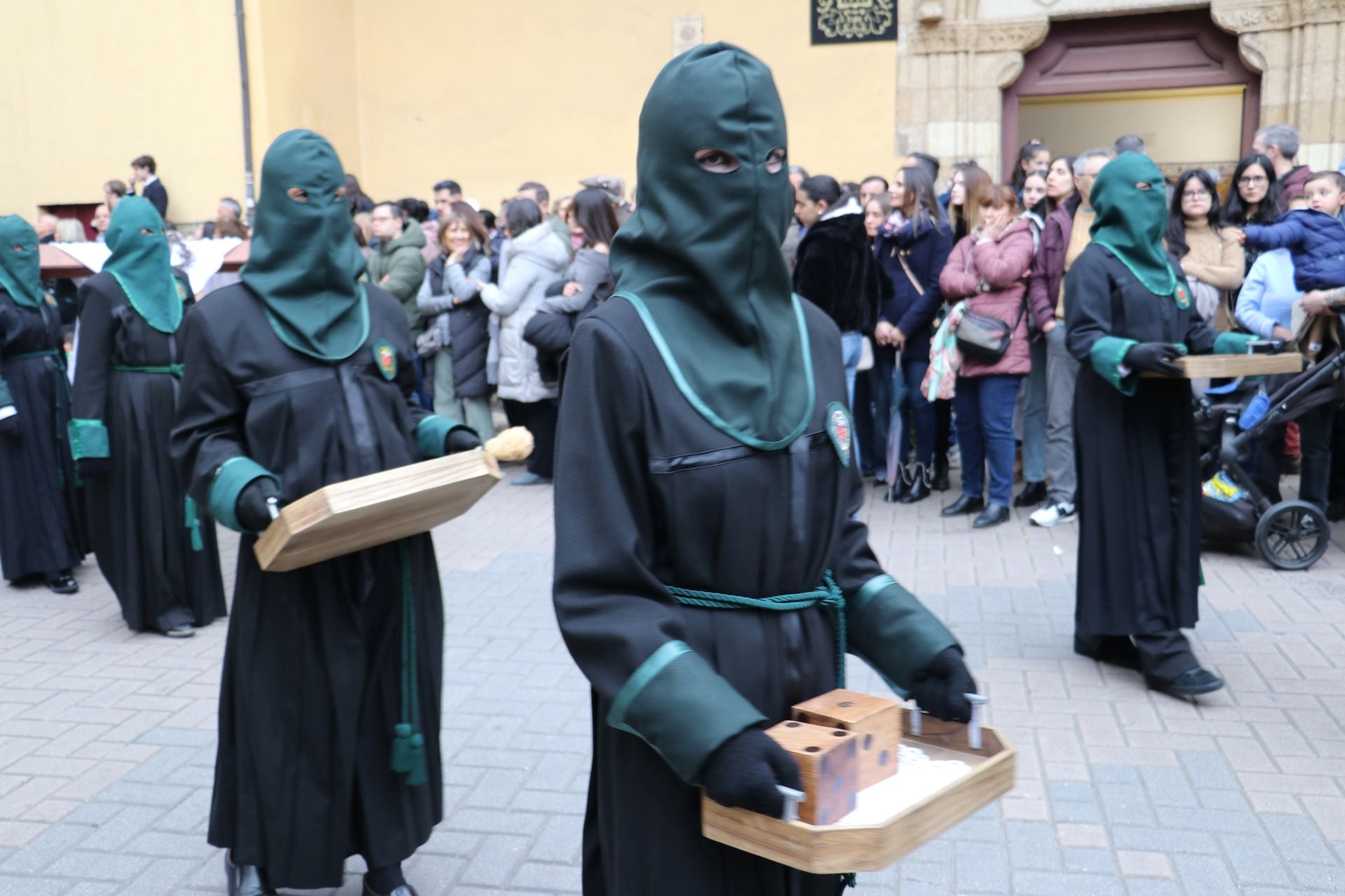 Las imágenes de la procesión de María del Dulce Nombre
