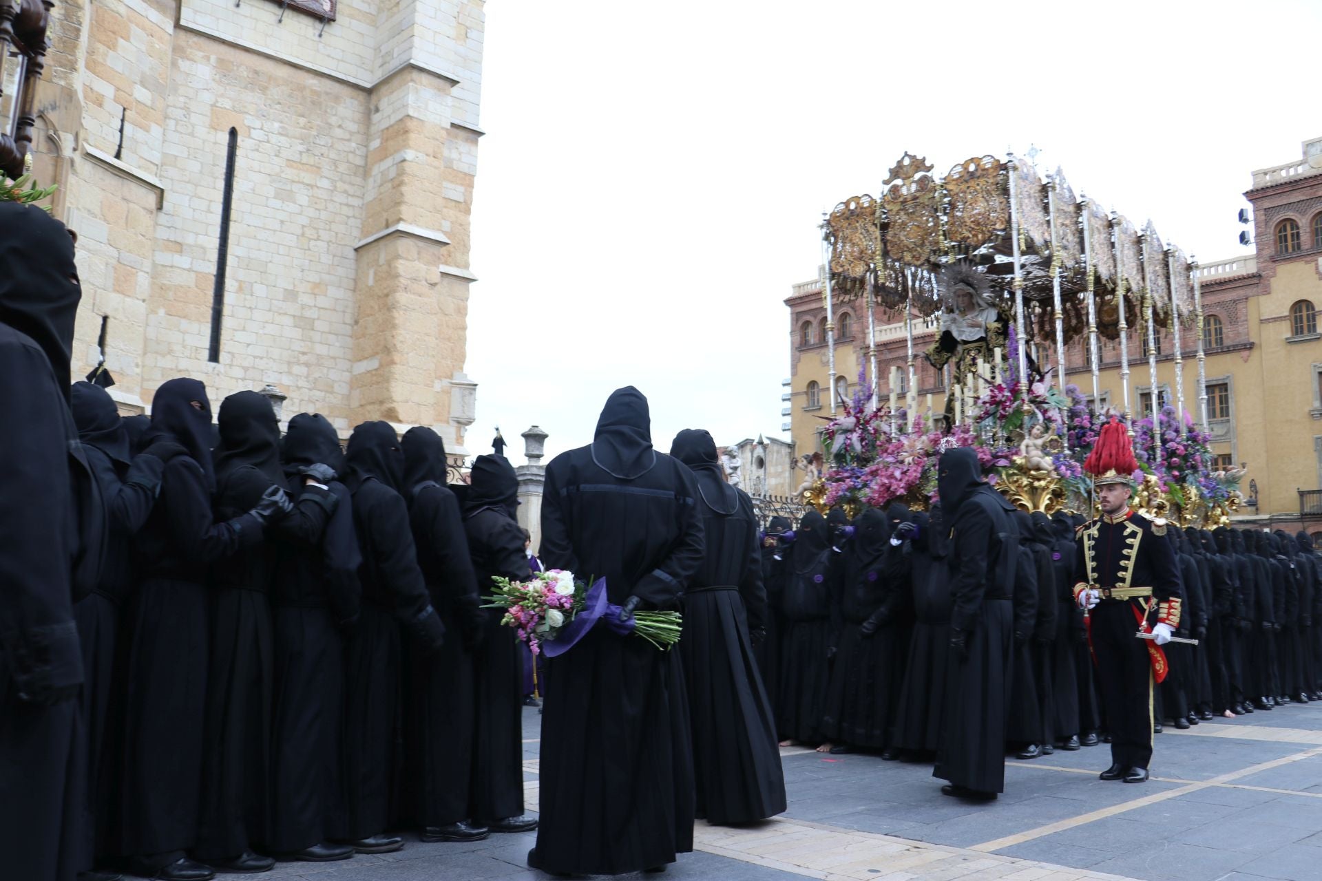 Las imágenes del Encuentro ante la Catedral de León