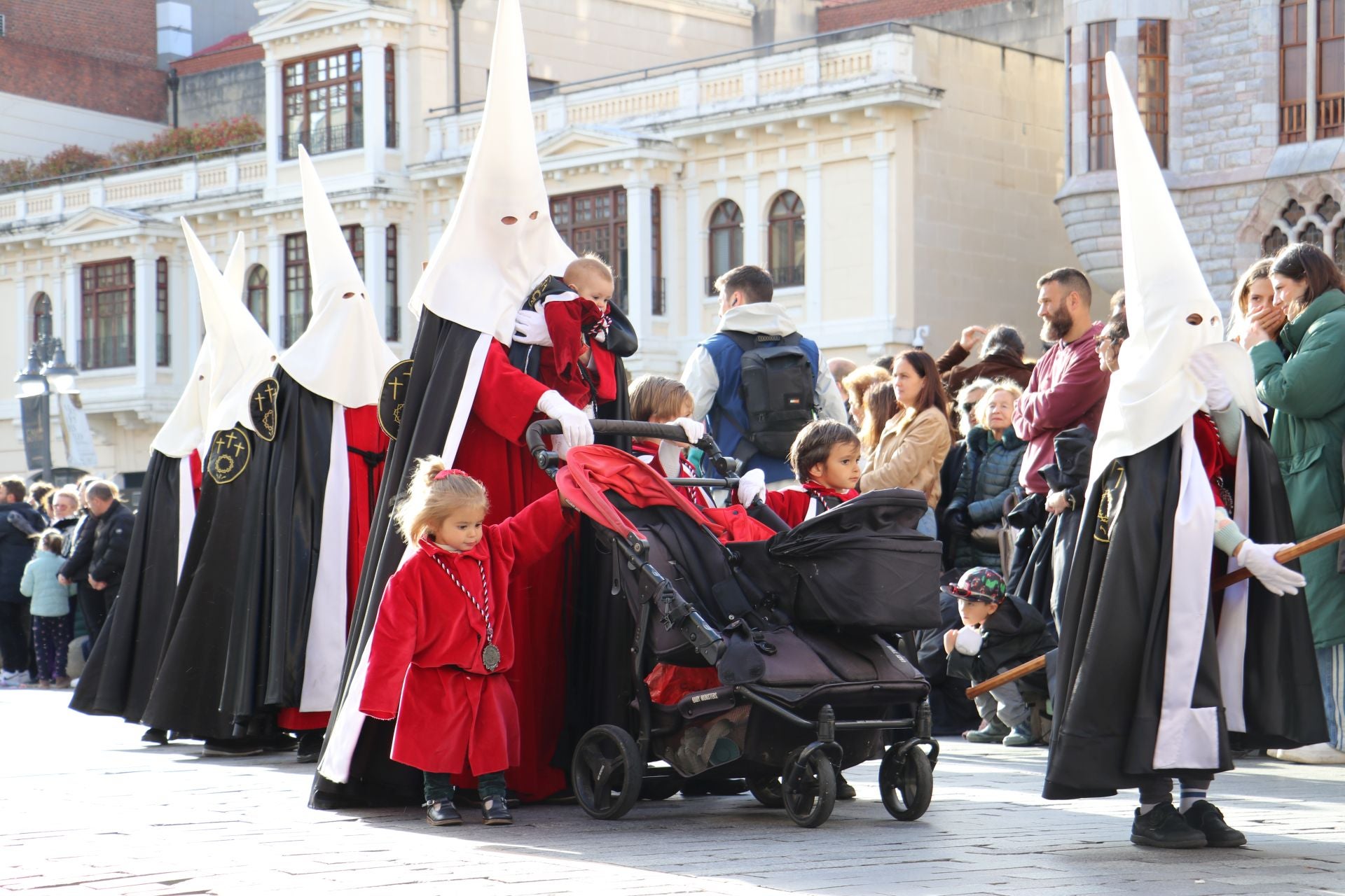 Las imágenes de la procesión de las Siete Palabras en León