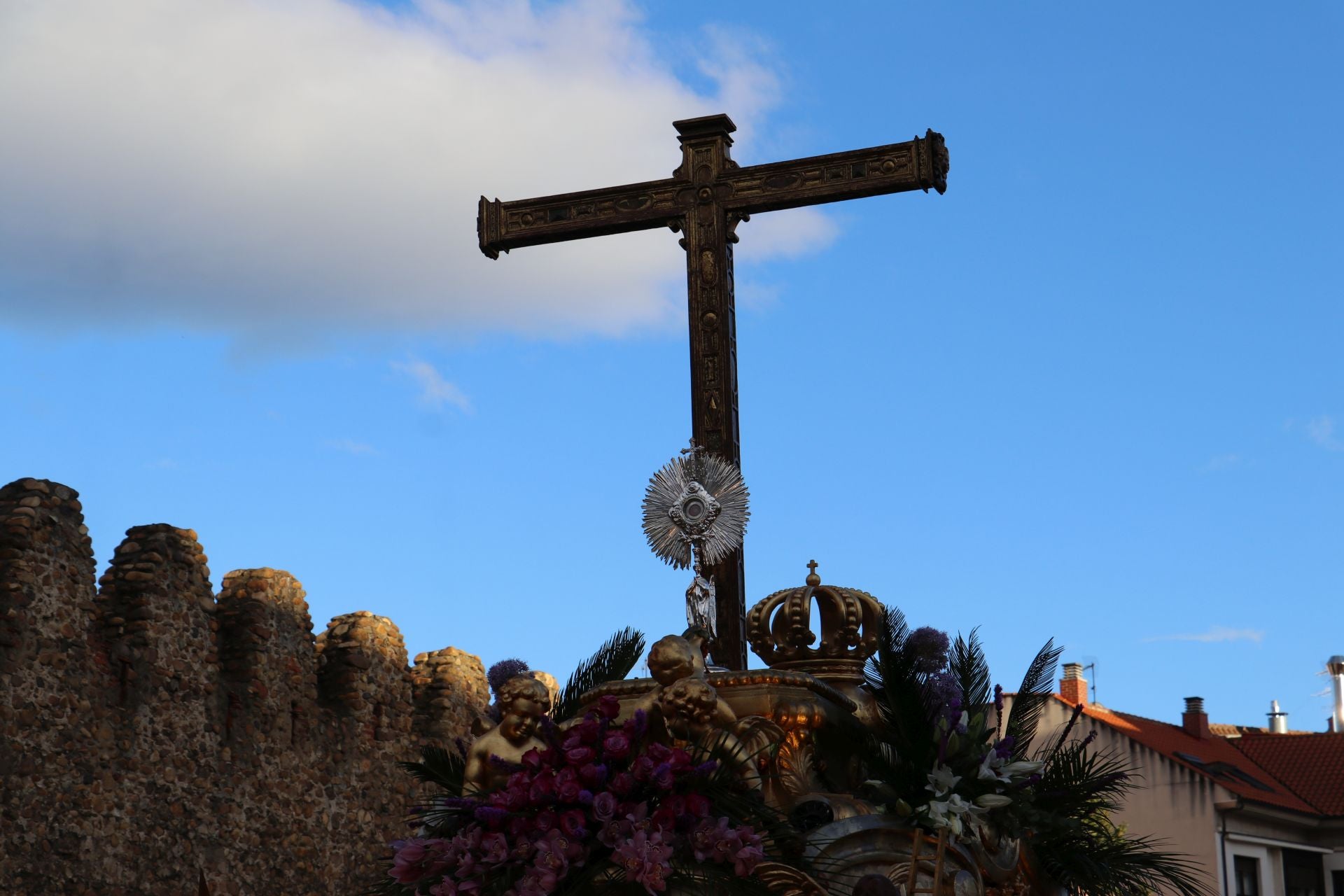 Las mejores imágenes de la procesión del Santo Entierro de Minerva