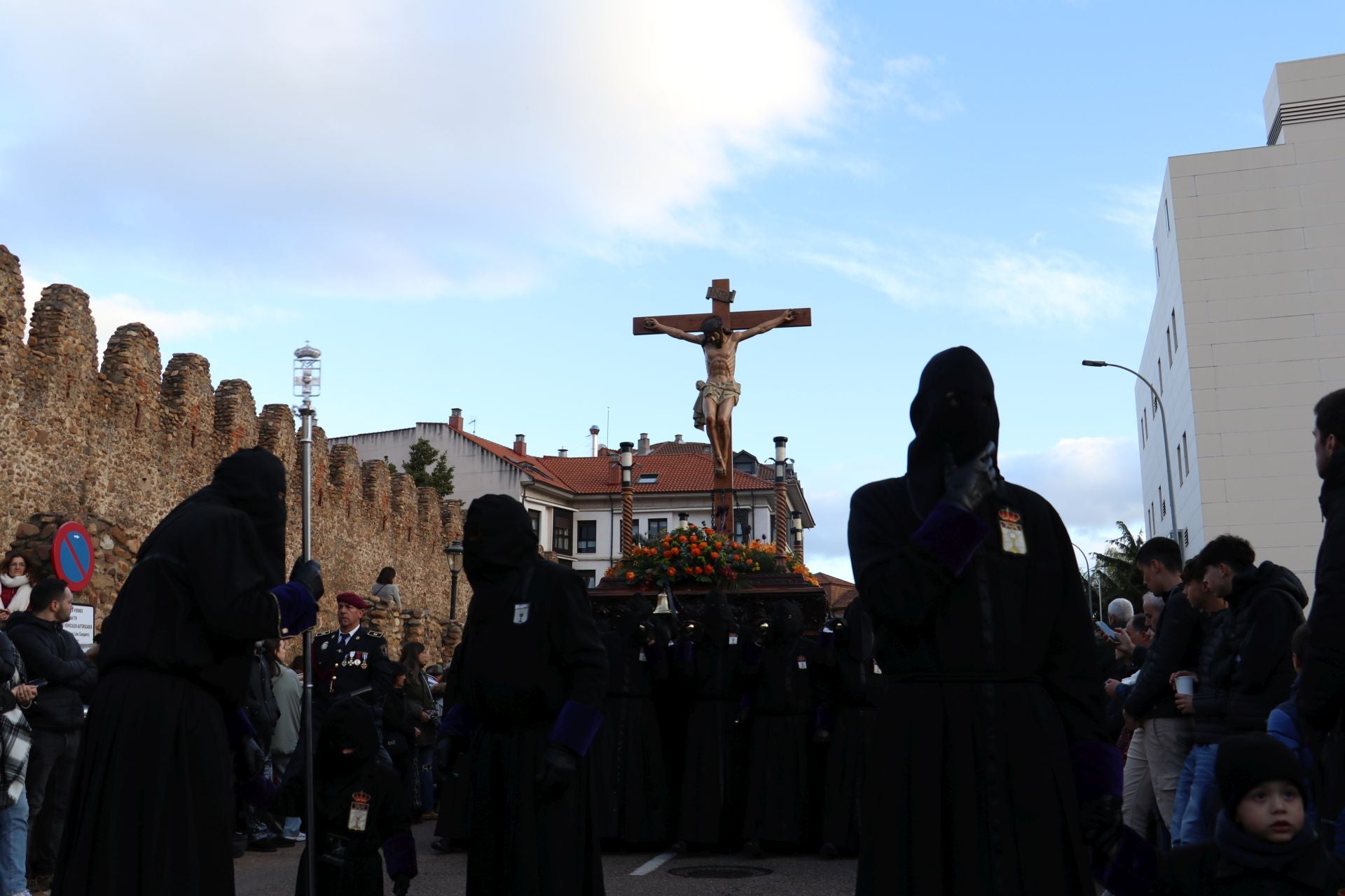 Las mejores imágenes de la procesión del Santo Entierro de Minerva