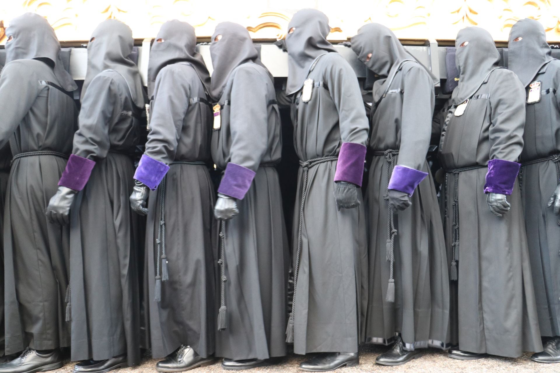 Las mejores imágenes de la procesión del Santo Entierro de Minerva