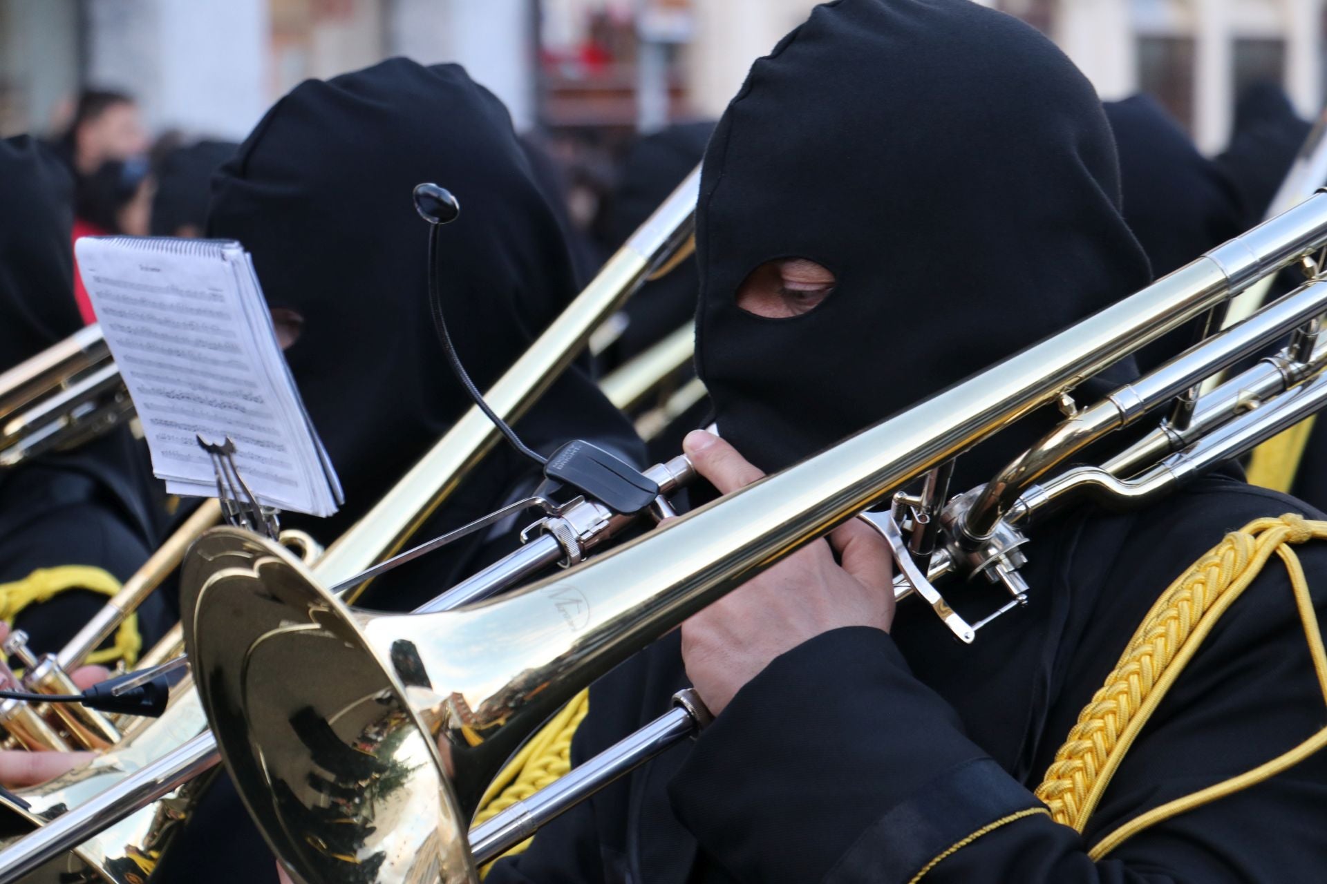 Las mejores imágenes de la procesión del Santo Entierro de Minerva