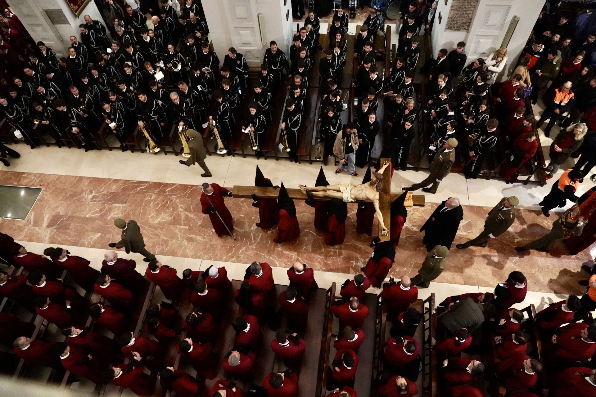 Acto del Desenclavo en León, bajo la mirada de Campillo