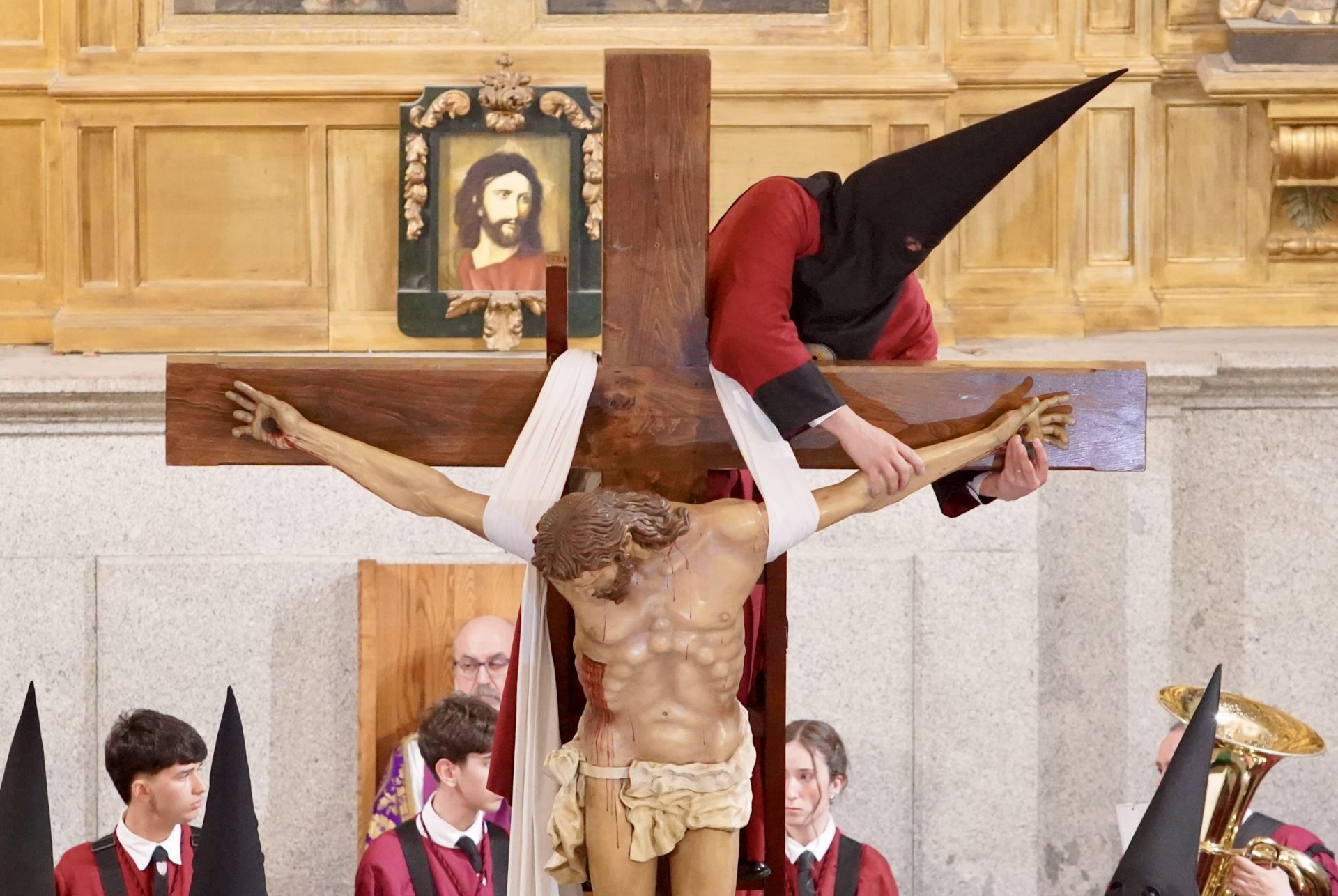 Acto del Desenclavo en León, bajo la mirada de Campillo