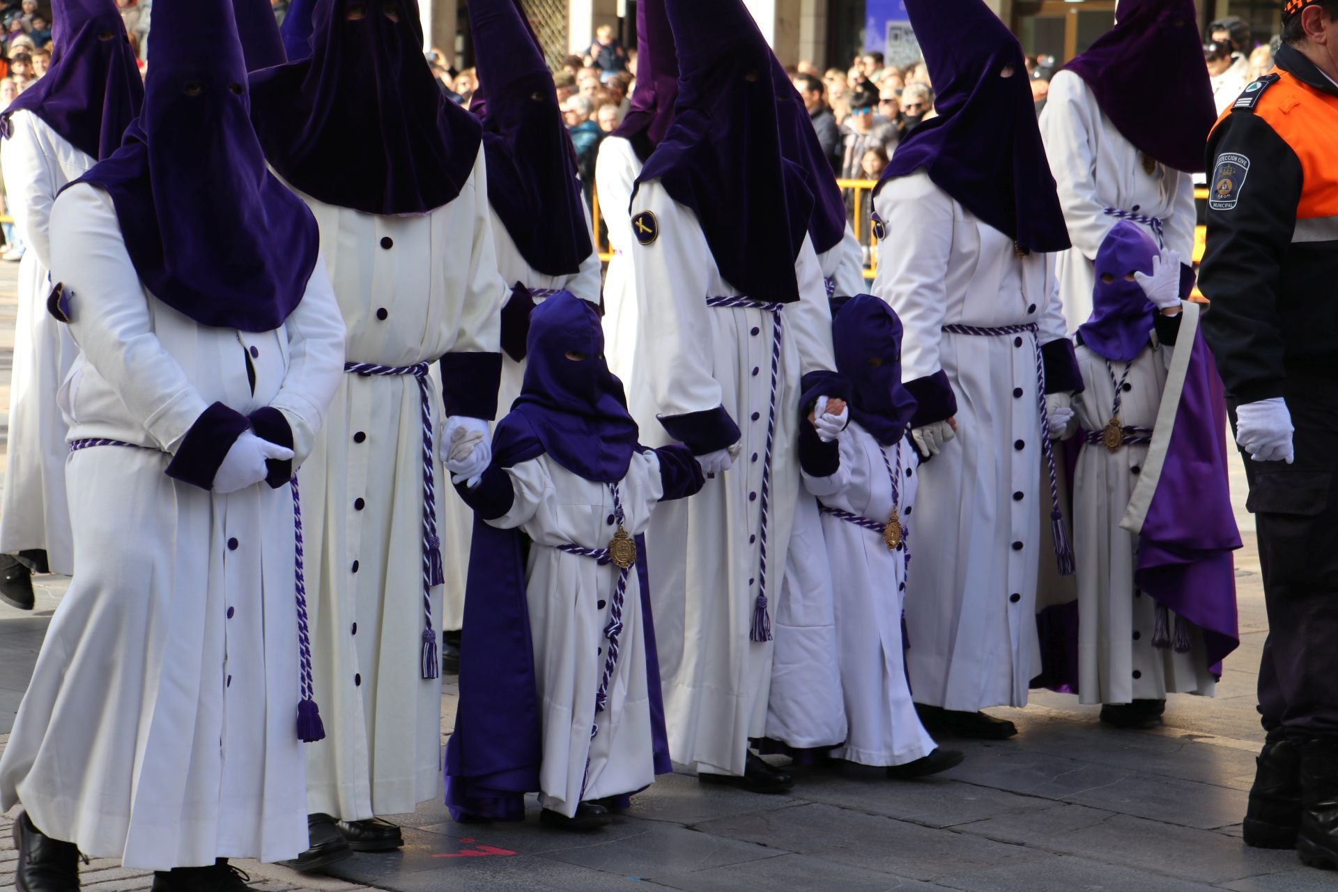 Las imágenes del acto de la Resurrección en León