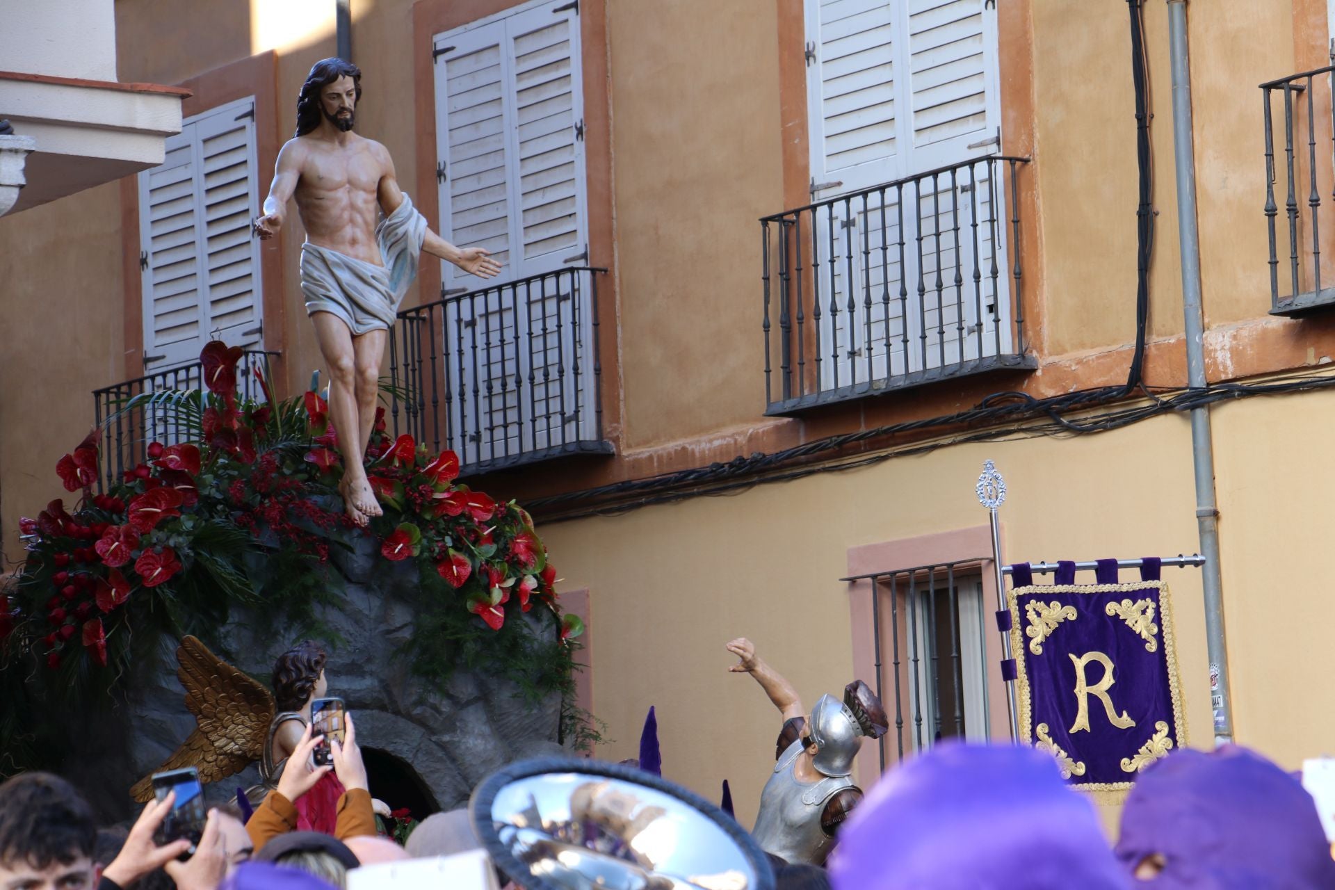 Las imágenes del acto de la Resurrección en León