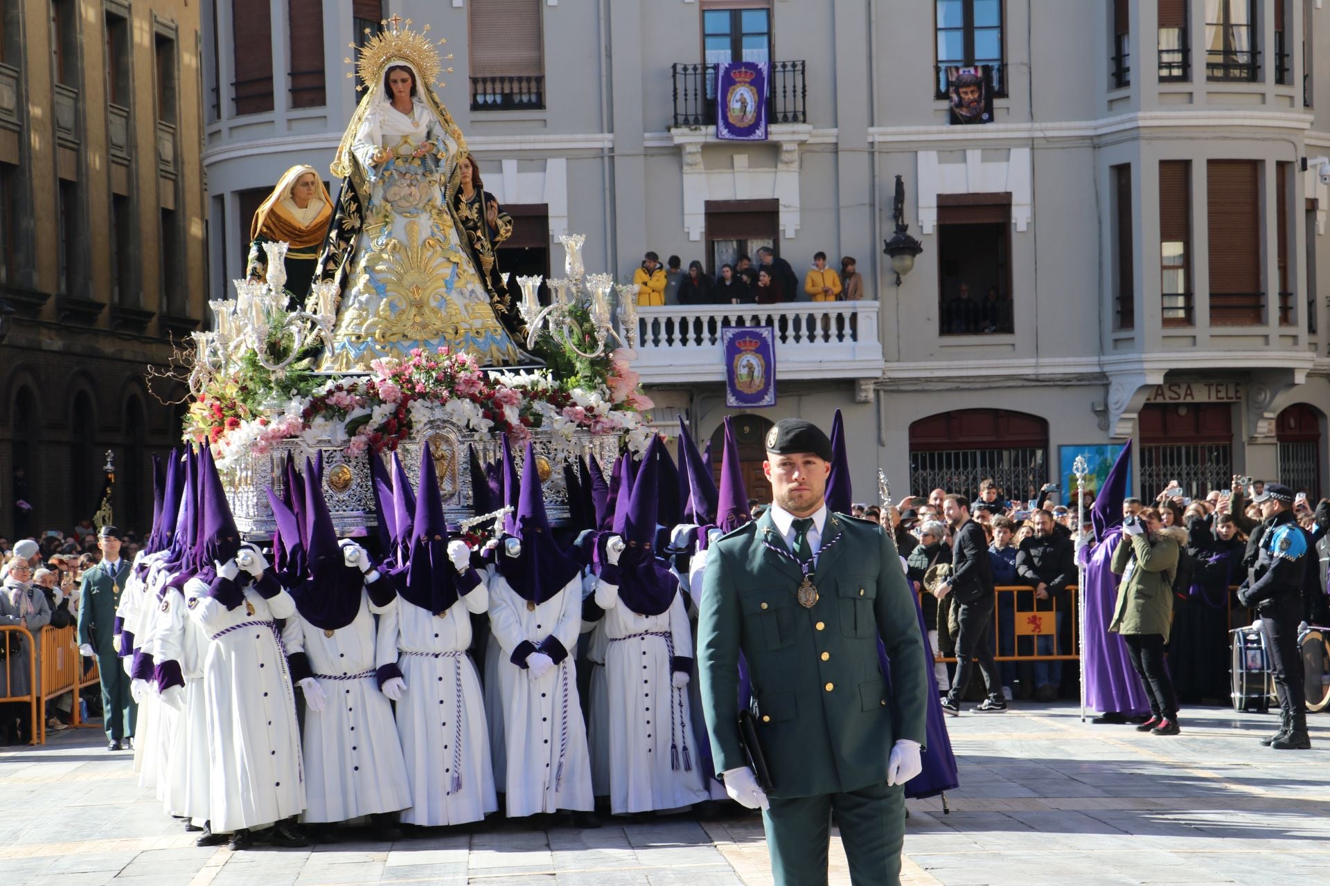 Las imágenes del acto de la Resurrección en León