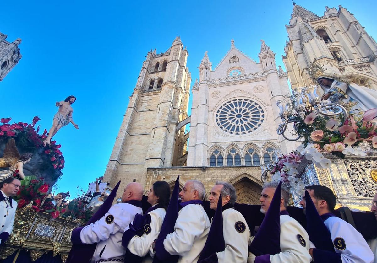 Acto de la Resurrección en León.