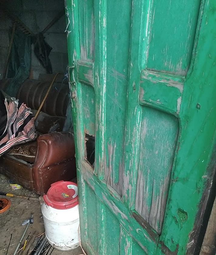 Imagen secundaria 2 - Imagen de los actos vandálicos.