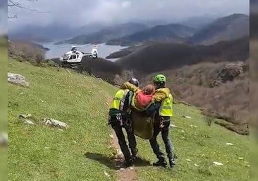 Rescatada una senderista herida en Folgoso de la Ribera