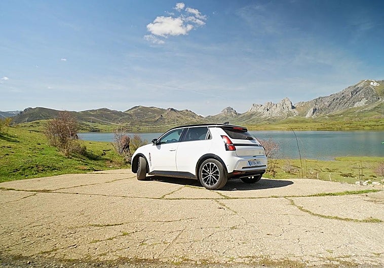 Nuevo Renault 5 cien por cien eléctrico por la provincia de León