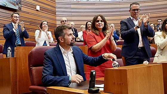 Igea a Tudanca antes de fundirse en un abrazo: «Usted debió ser presidente de la Junta»