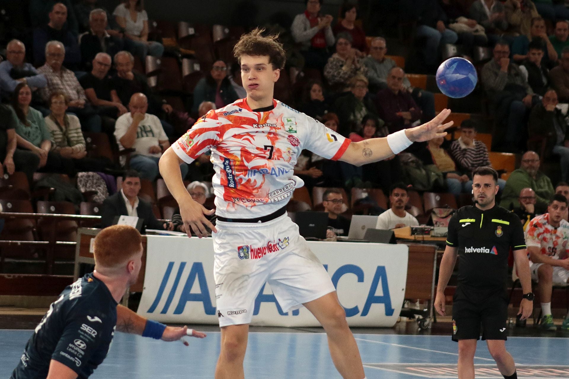 Las mejores imágenes del Abanca Ademar-Benidorm