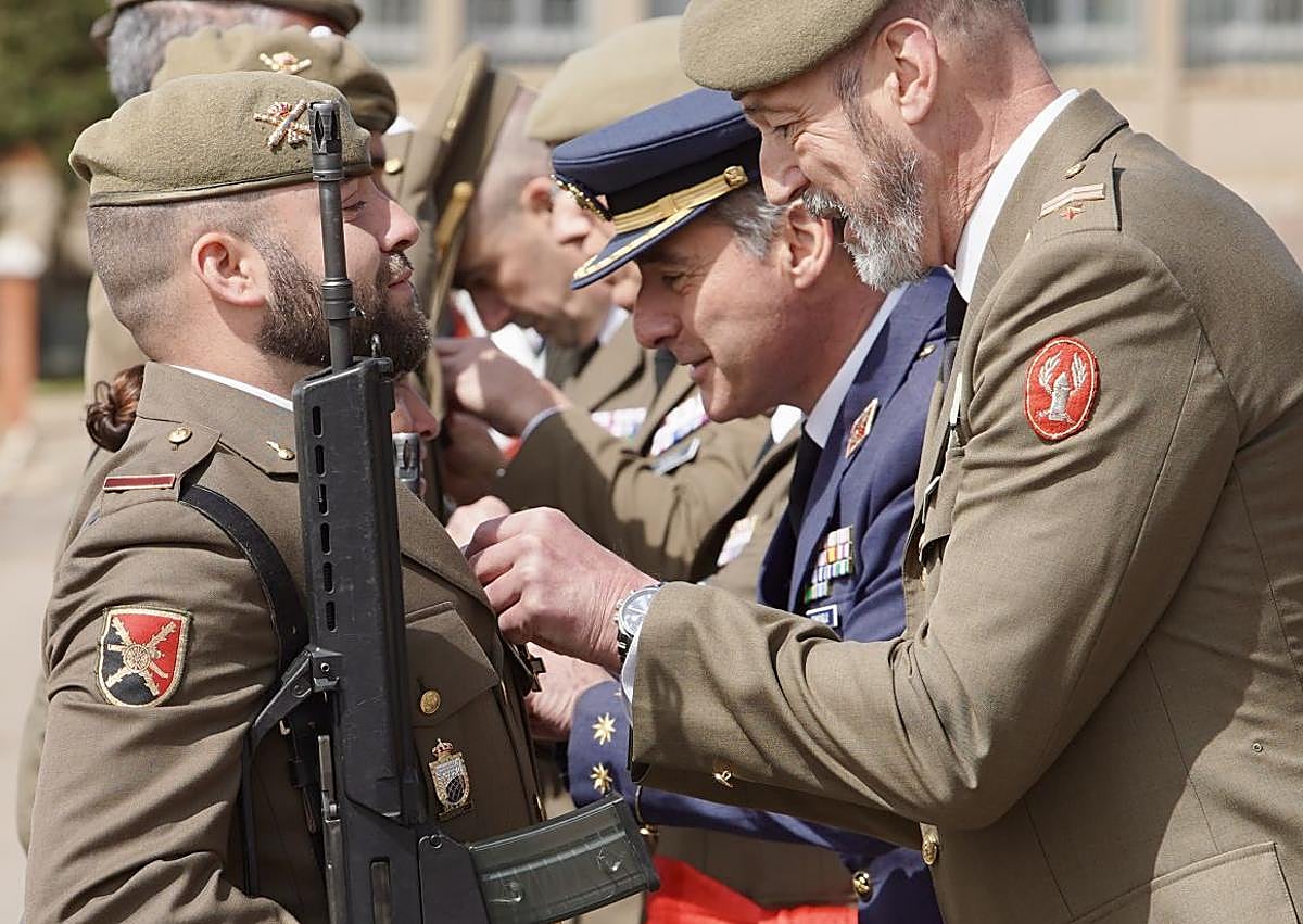 Imagen secundaria 1 - Celebración de la gesta del Dos de Mayo.