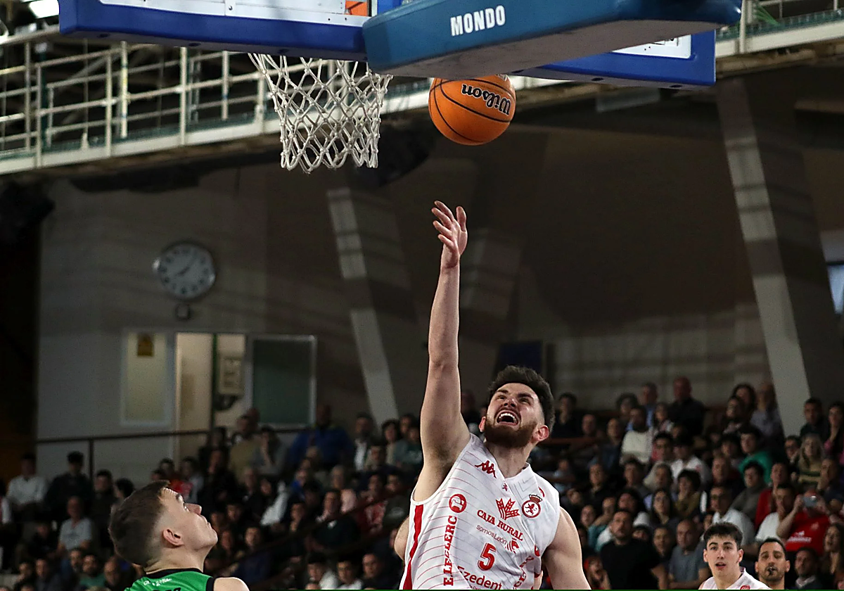 Kyle Greeley, en el duelo ante Clínica Ponferrada SDP