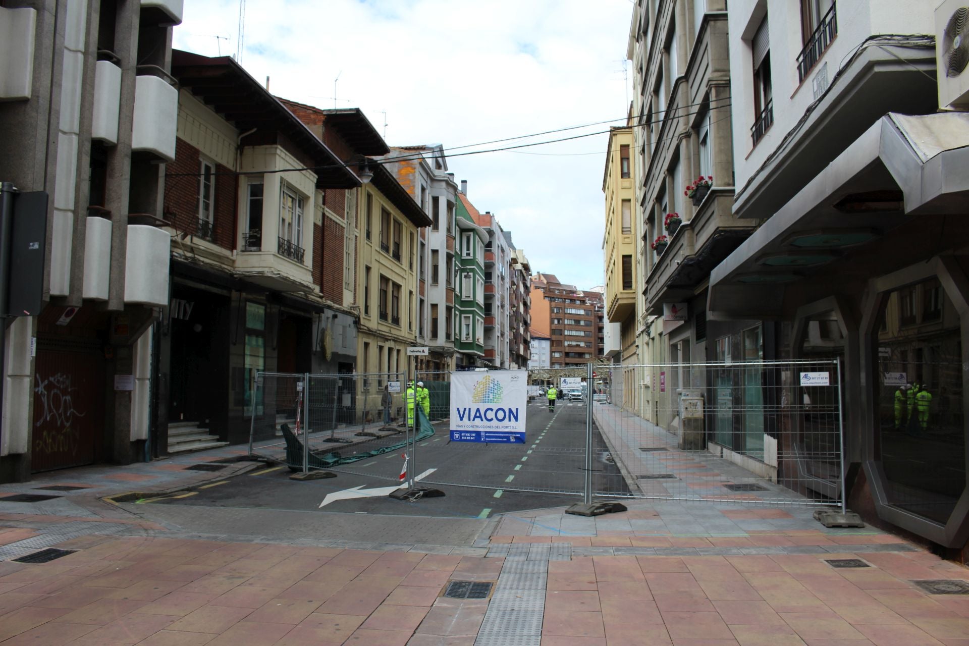 La calle Fuero se prepara para las obras de peatonalización
