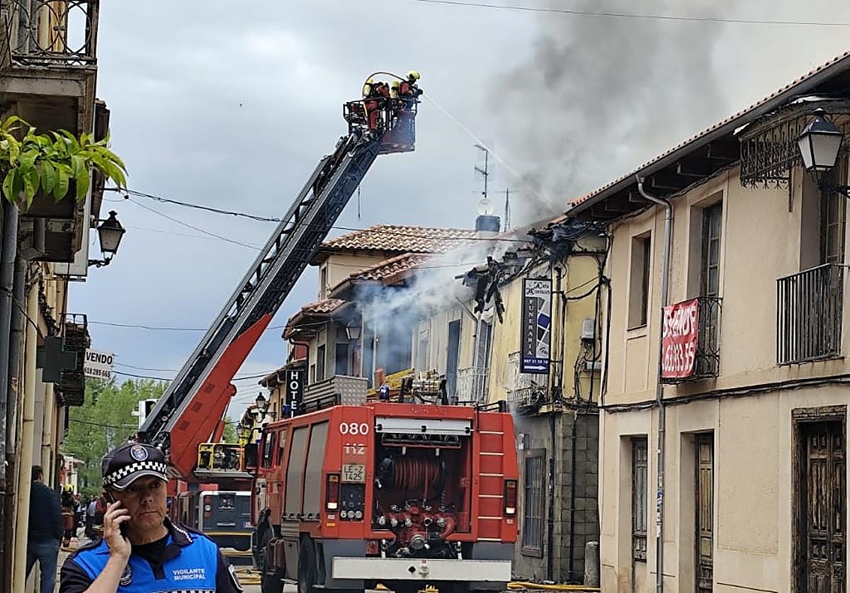 Incendio en una vivienda de Mansilla de la Mulas.