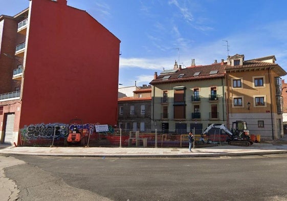 Parcela en la que se levantará un bloque de viviendas.