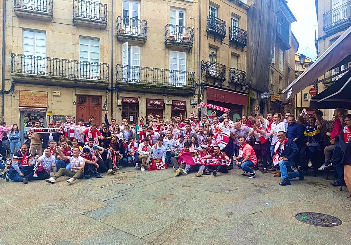 Afición de la Cultural en Orense.