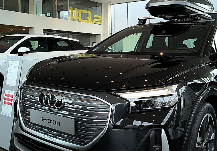 Uno de los coches en las instalaciones de Telenauto en León