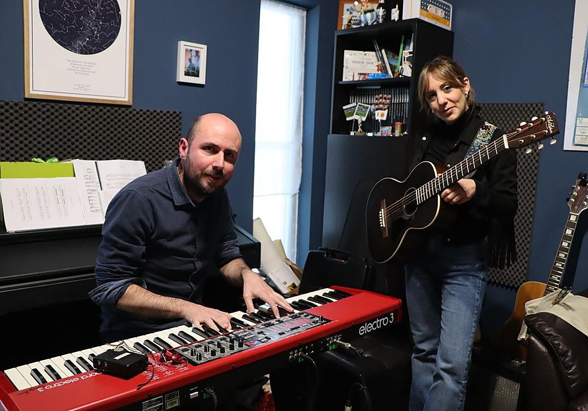 Víctor Aliste y Nadia Álvarez durante el ensayo.