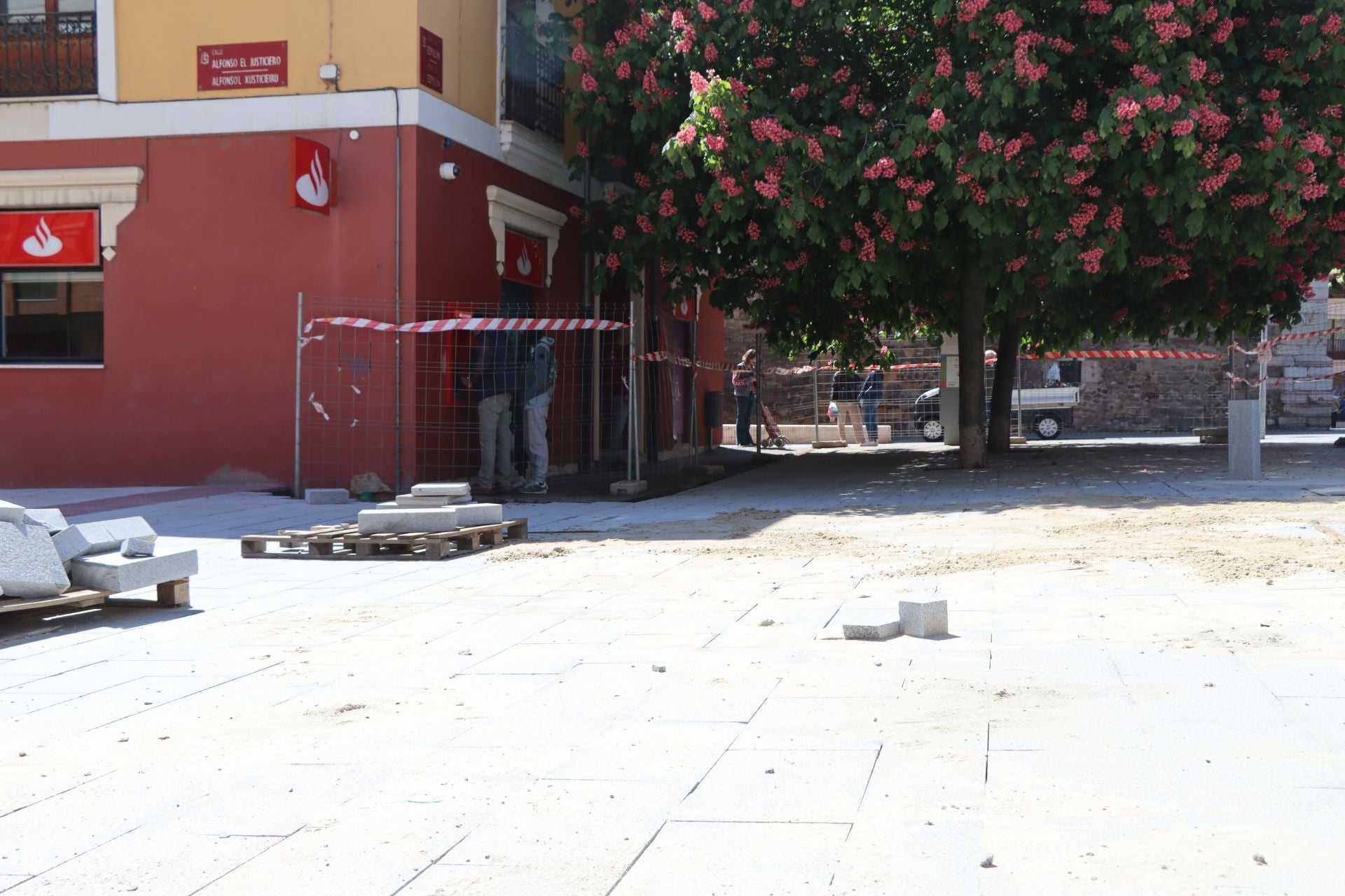 Últimos remates en las obras de la ronda interior en El Espolón