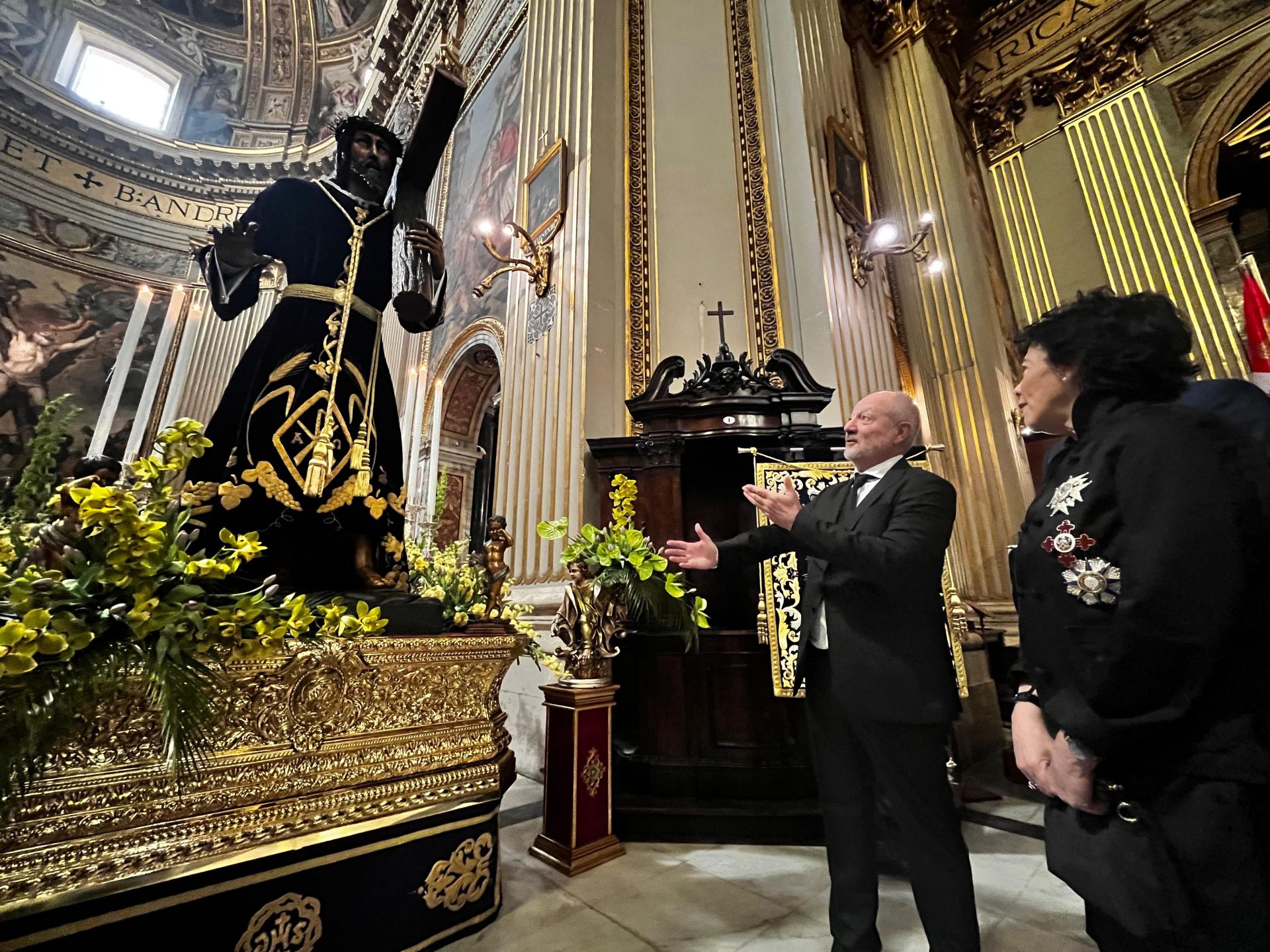 Las imágenes del besapié al Nazareno en Roma