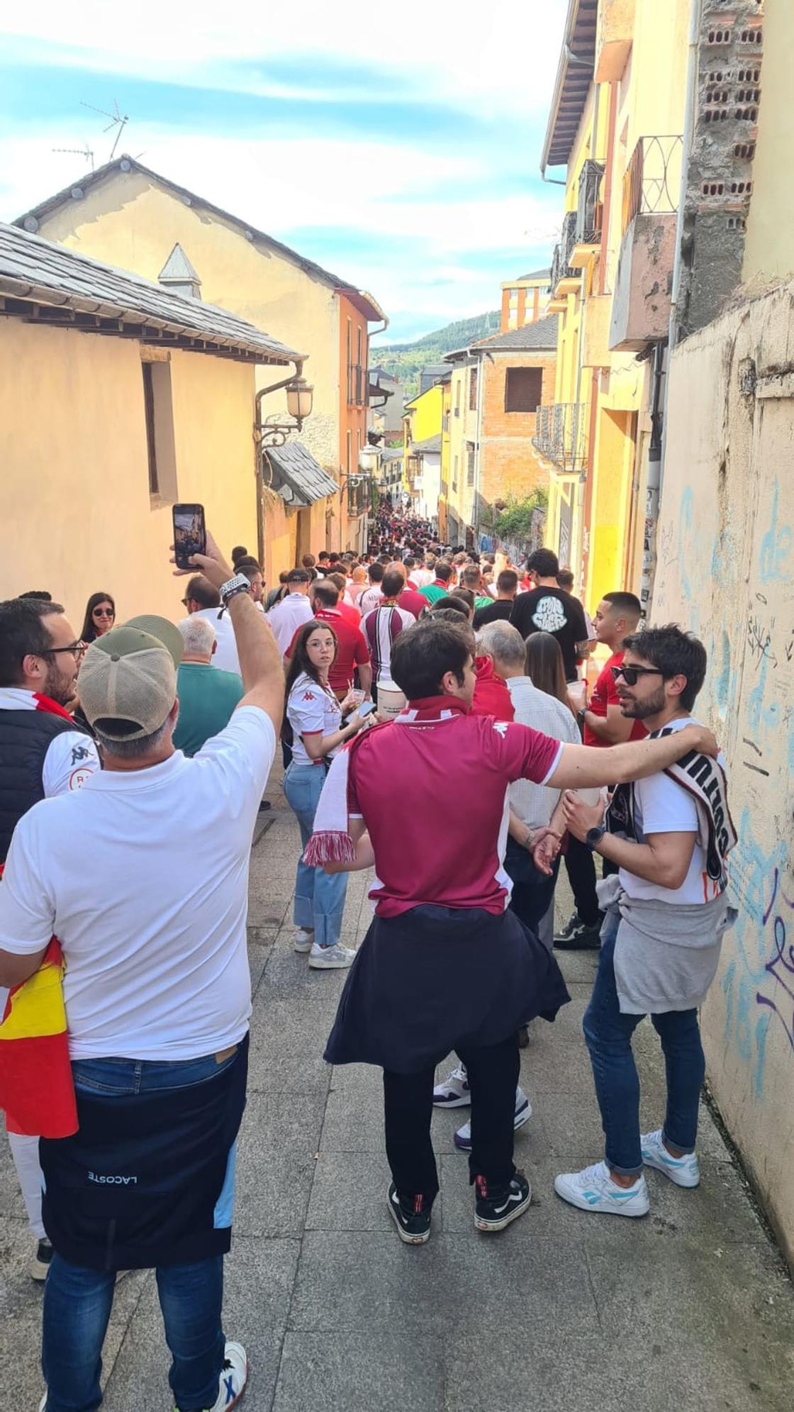 Así viven León y Ponferrada el derbi