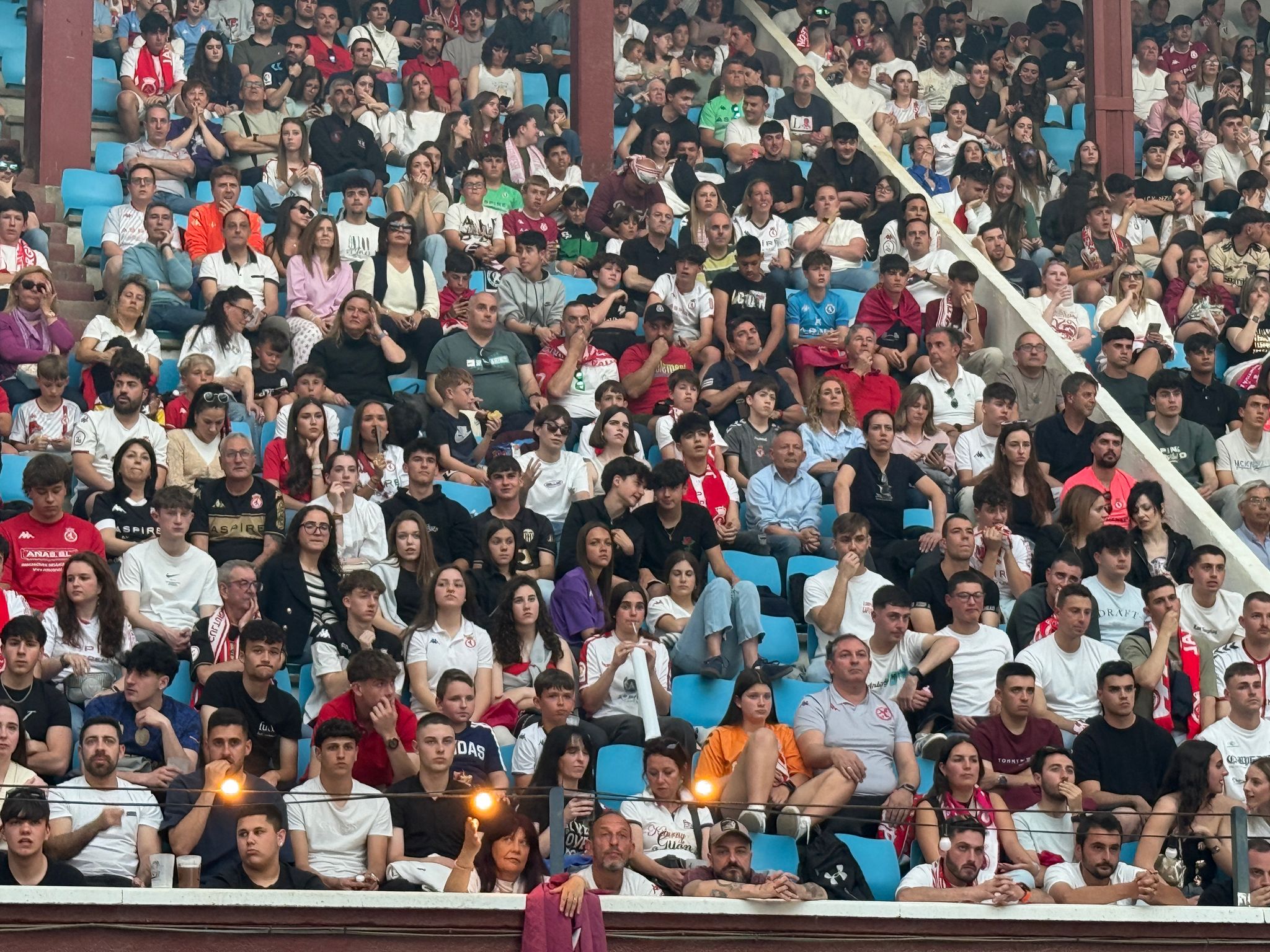 Así se vivió el derbi en el León Arena