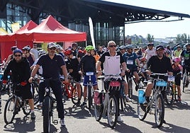 Imagen del inicio del recorrido del Día de la Familia sobre Ruedas