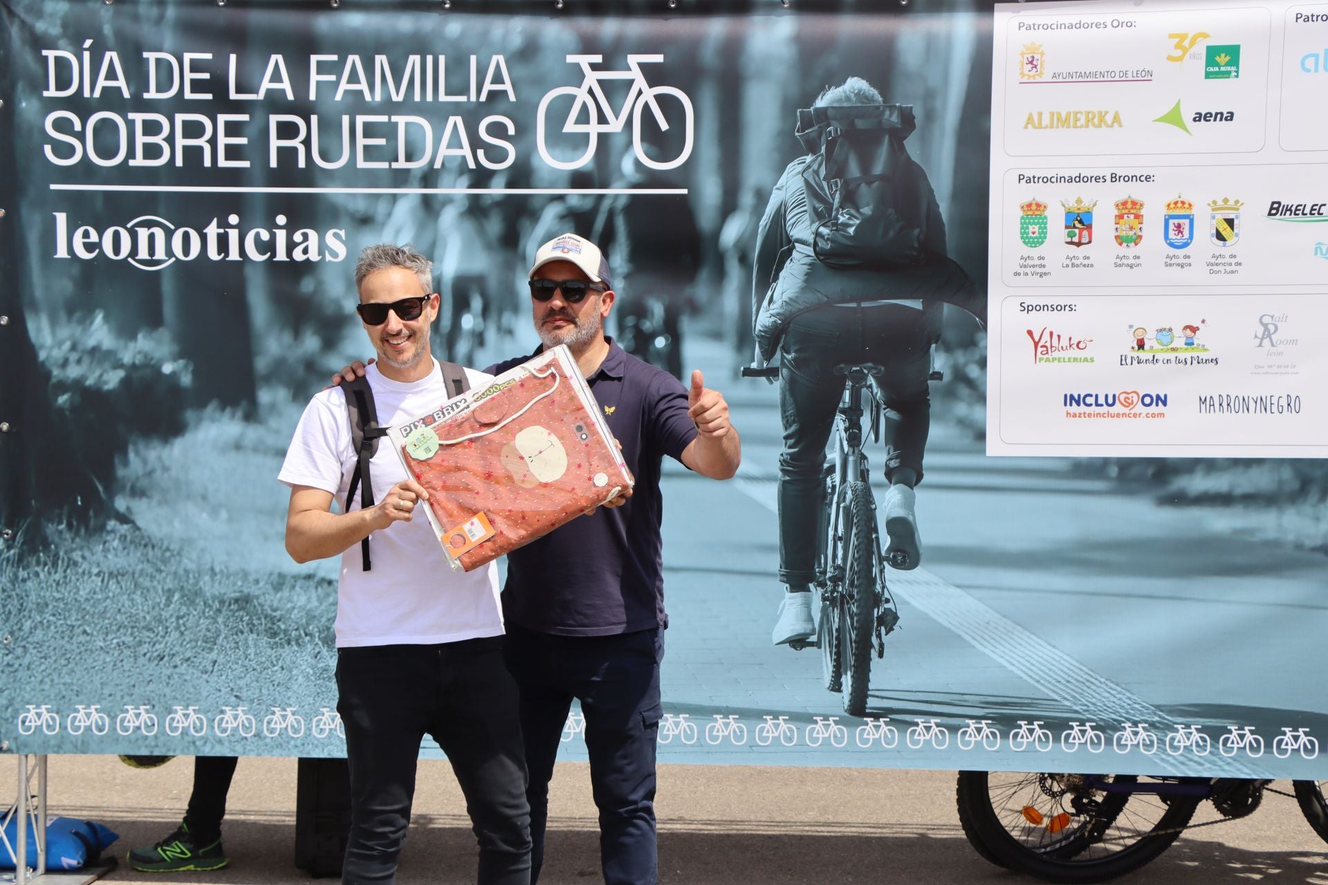 Ganadores de los sorteos del Día de la Familia sobre Ruedas