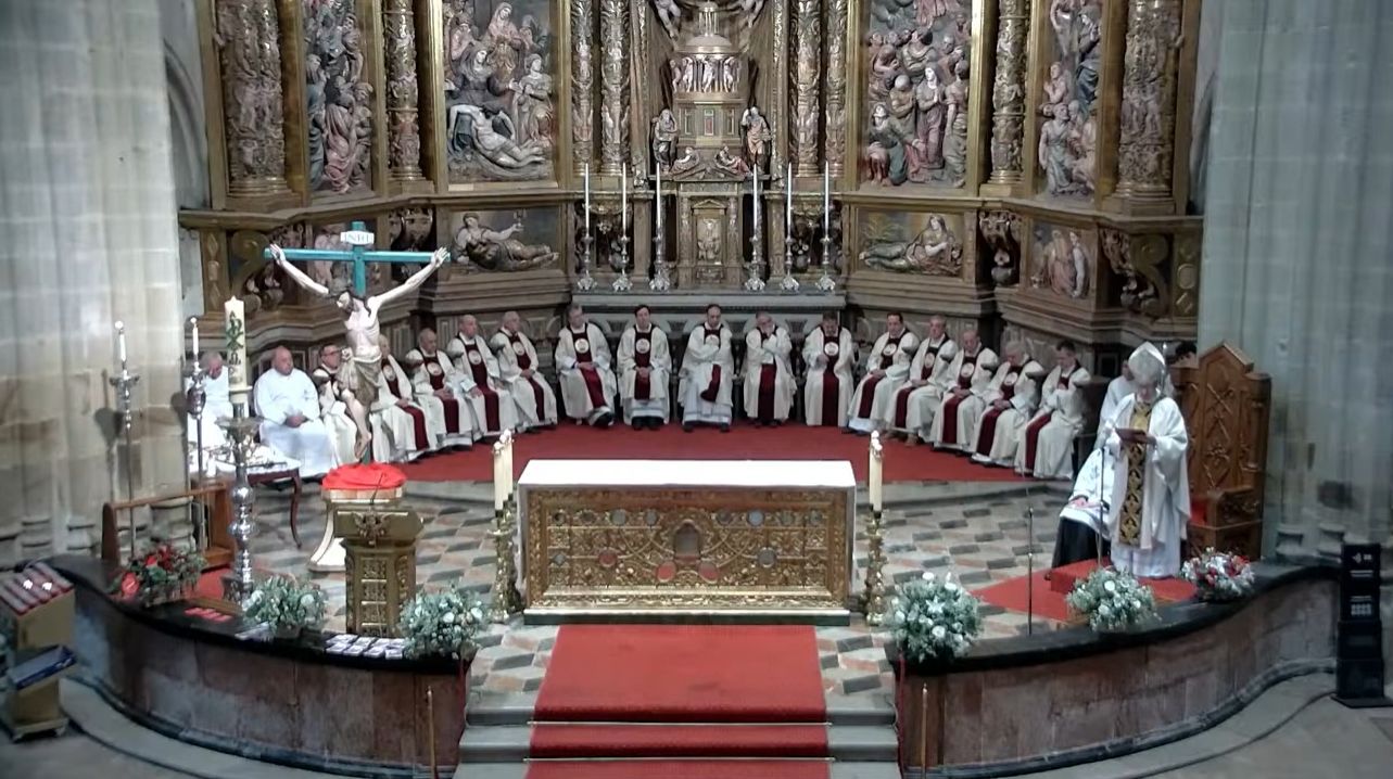 Imagen secundaria 1 - El obispo se despide de Astorga: «Doy gracias por los frutos cosechados»