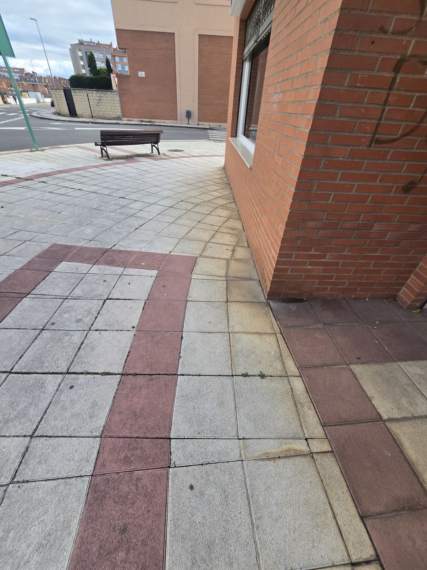 Nuevas quejas de vecinos de Trobajo del Camino