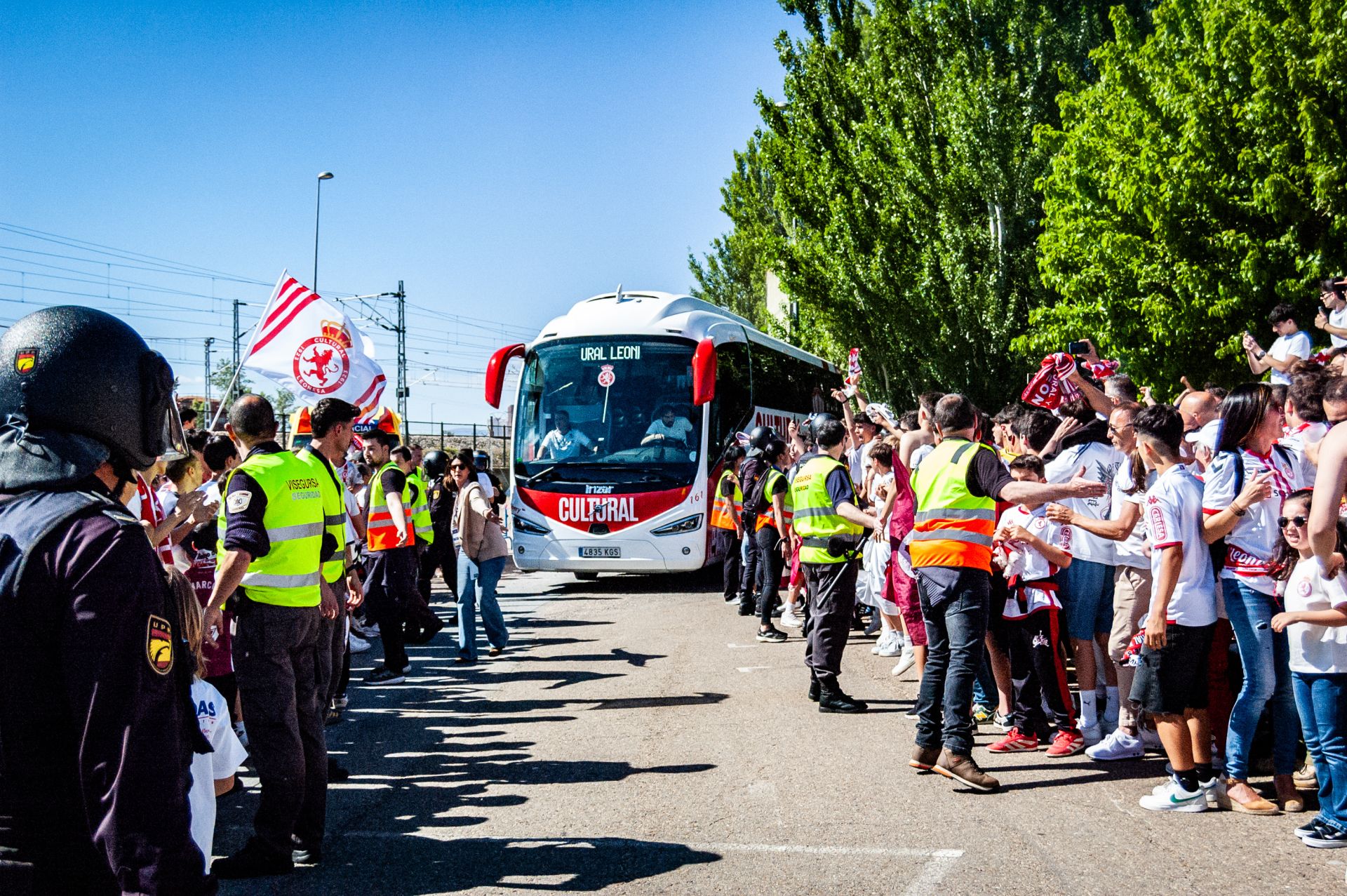 Las imágenes del recibimiento a los jugadores de la Cultural