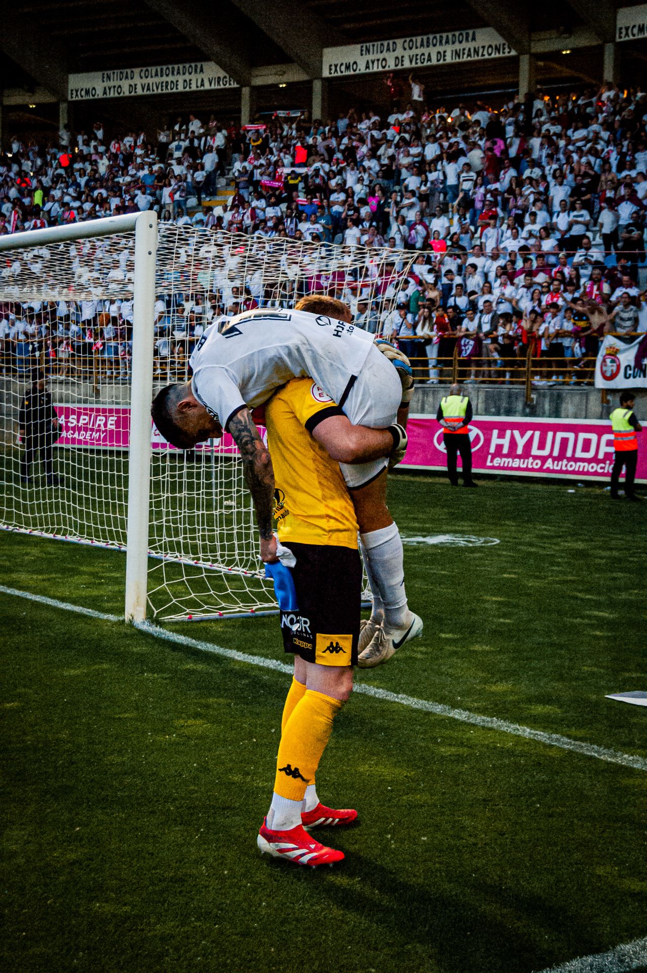 Así vivió el Reino de León el ascenso, en imágenes