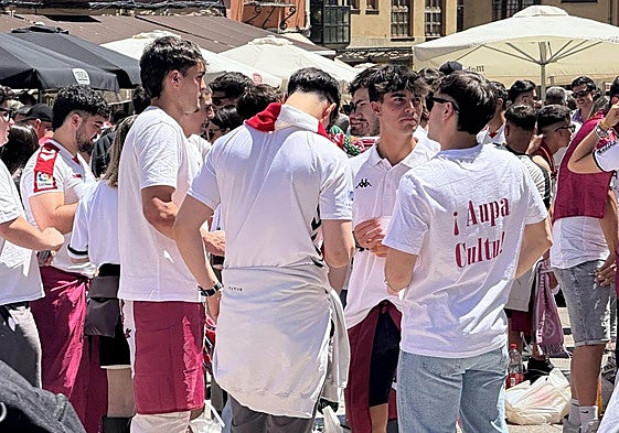 La afición de la Cultural en el centro de León