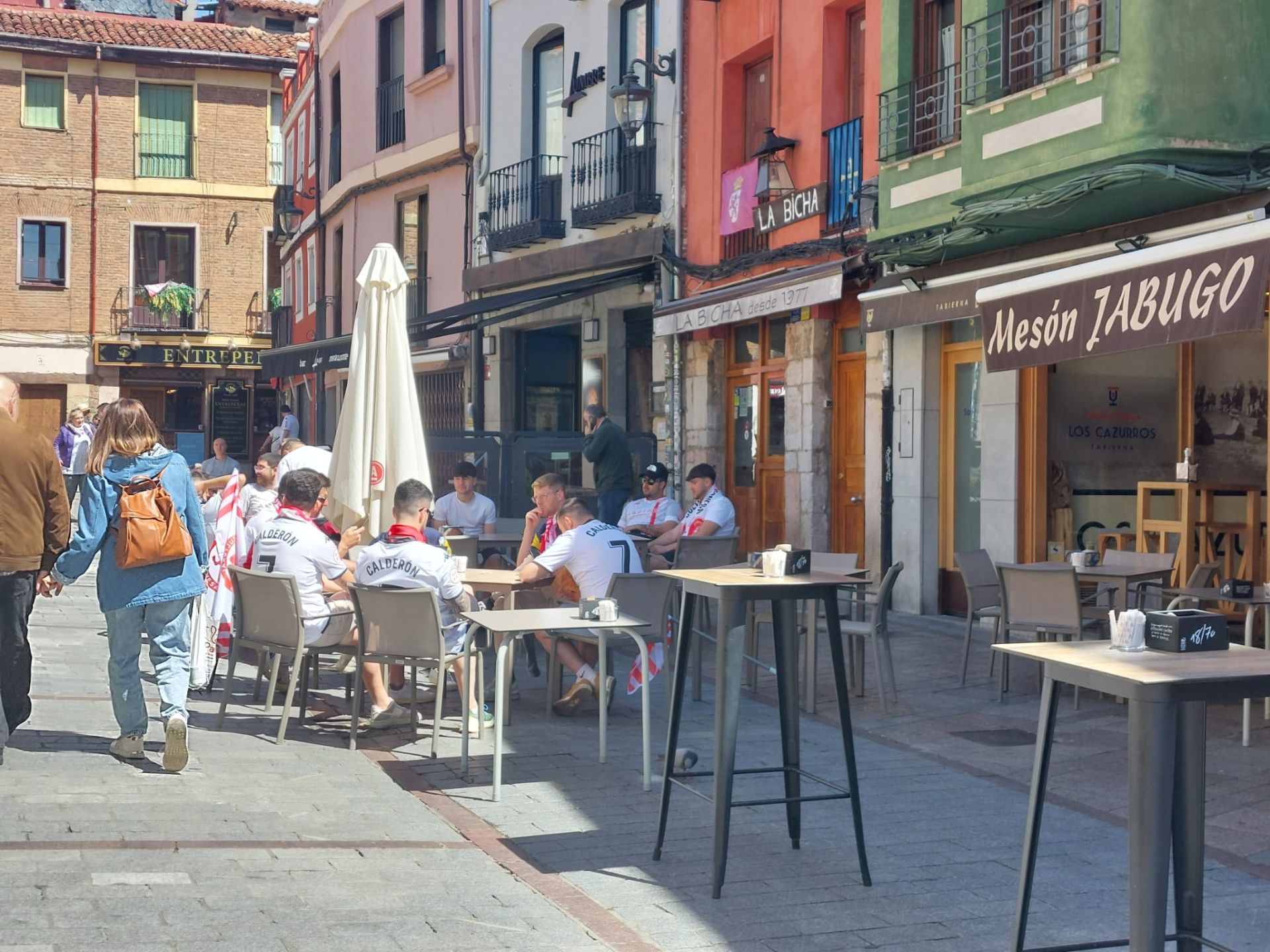 León se tiñe de blanco Cultural
