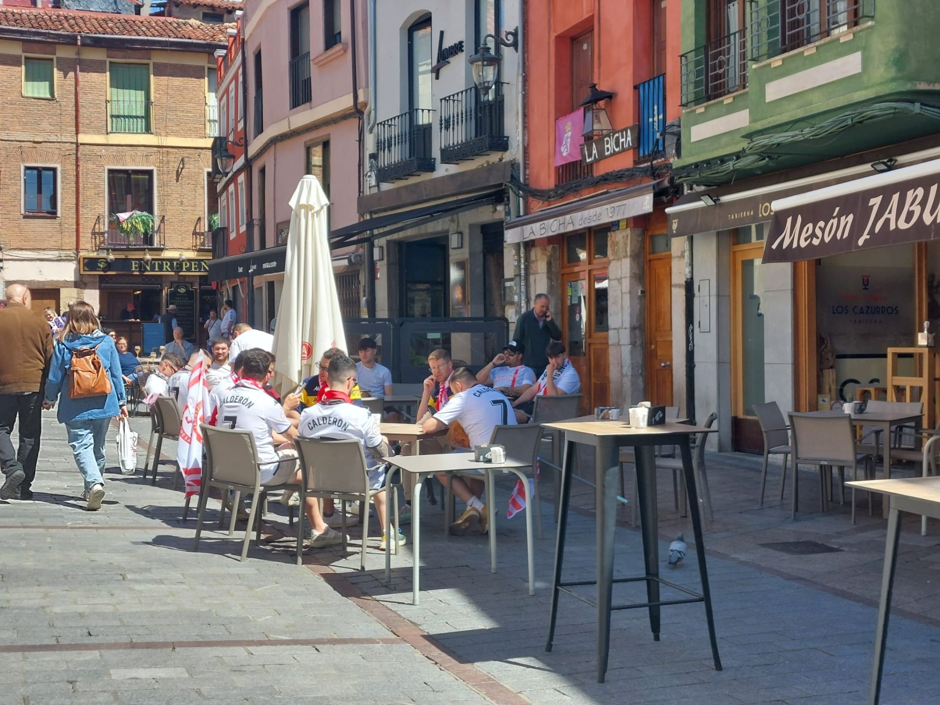 León se tiñe de blanco Cultural