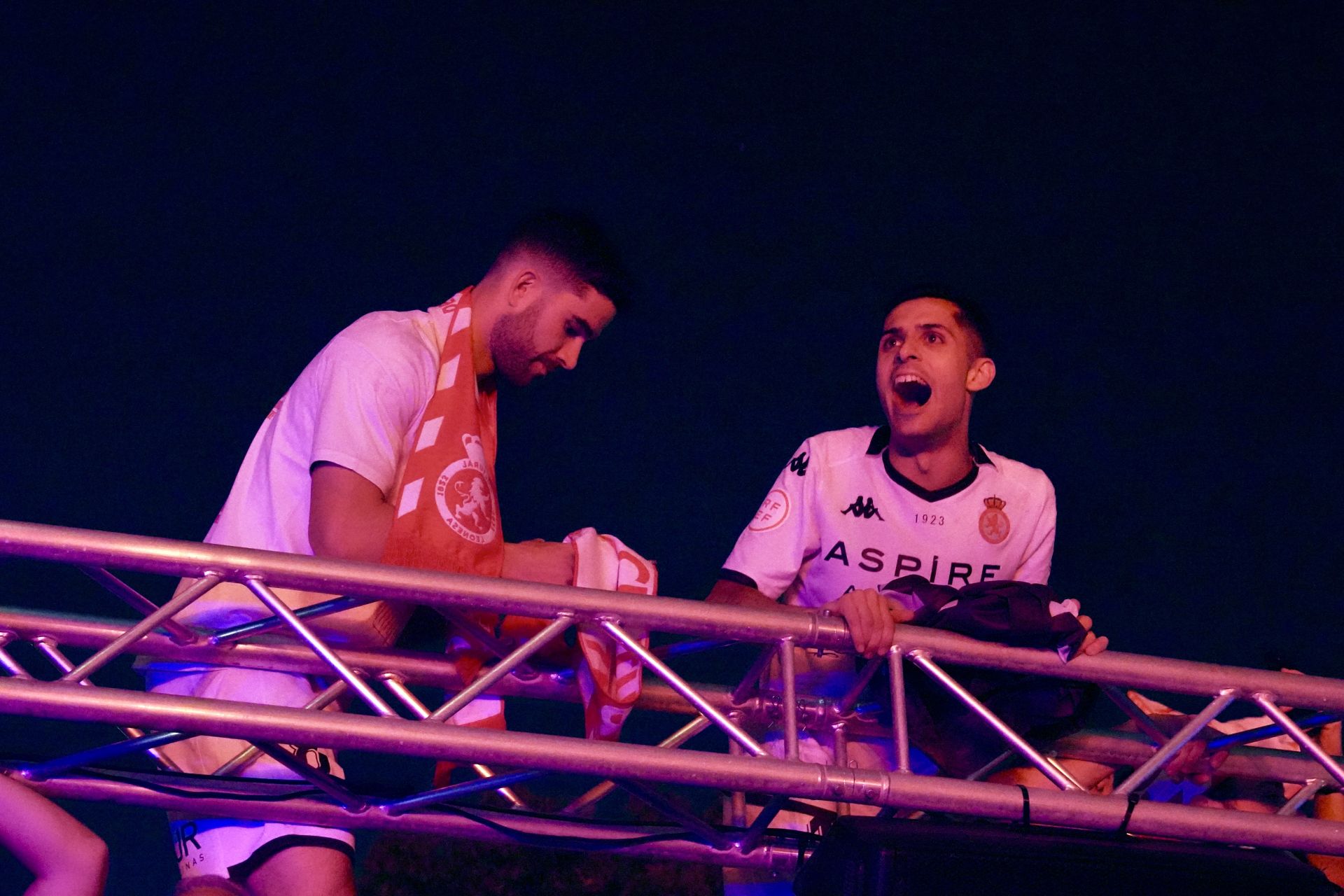 Guzmán se rinde al ascenso de la Cultural