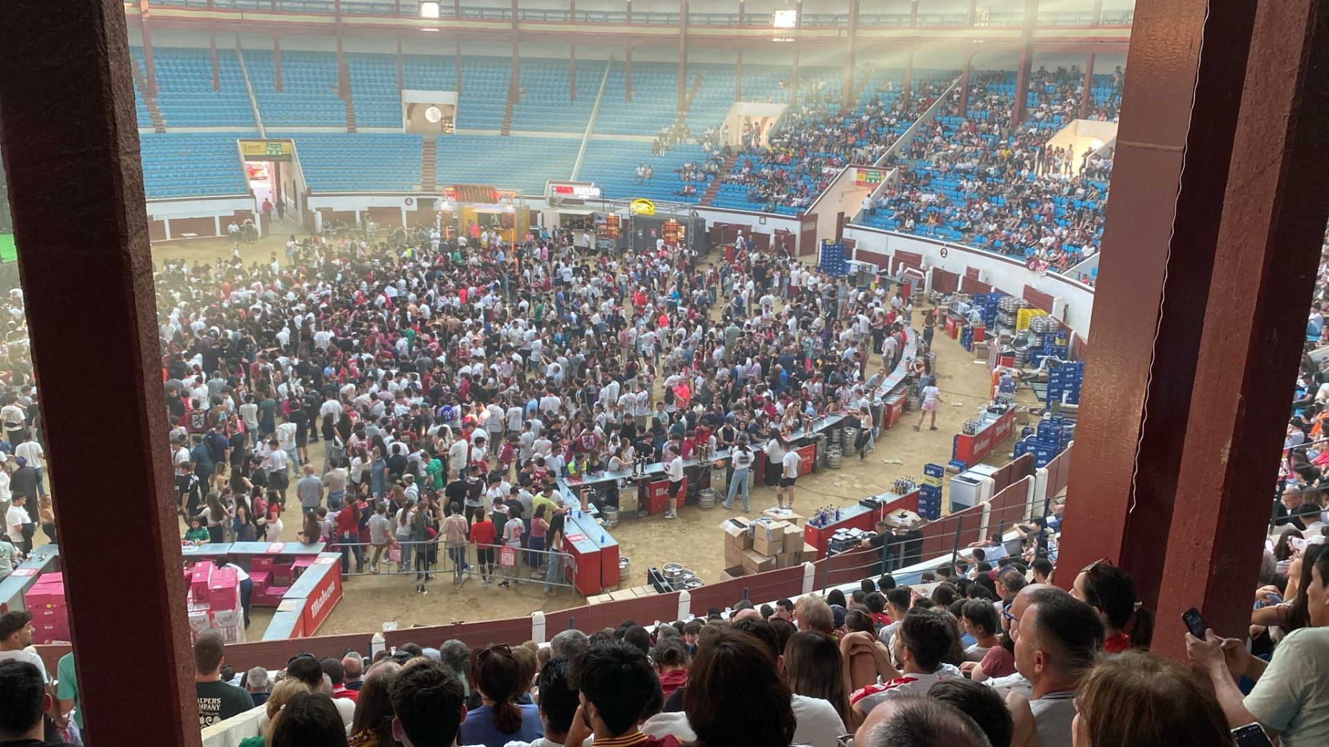 La plaza de Toros de León vibra con la Cultural