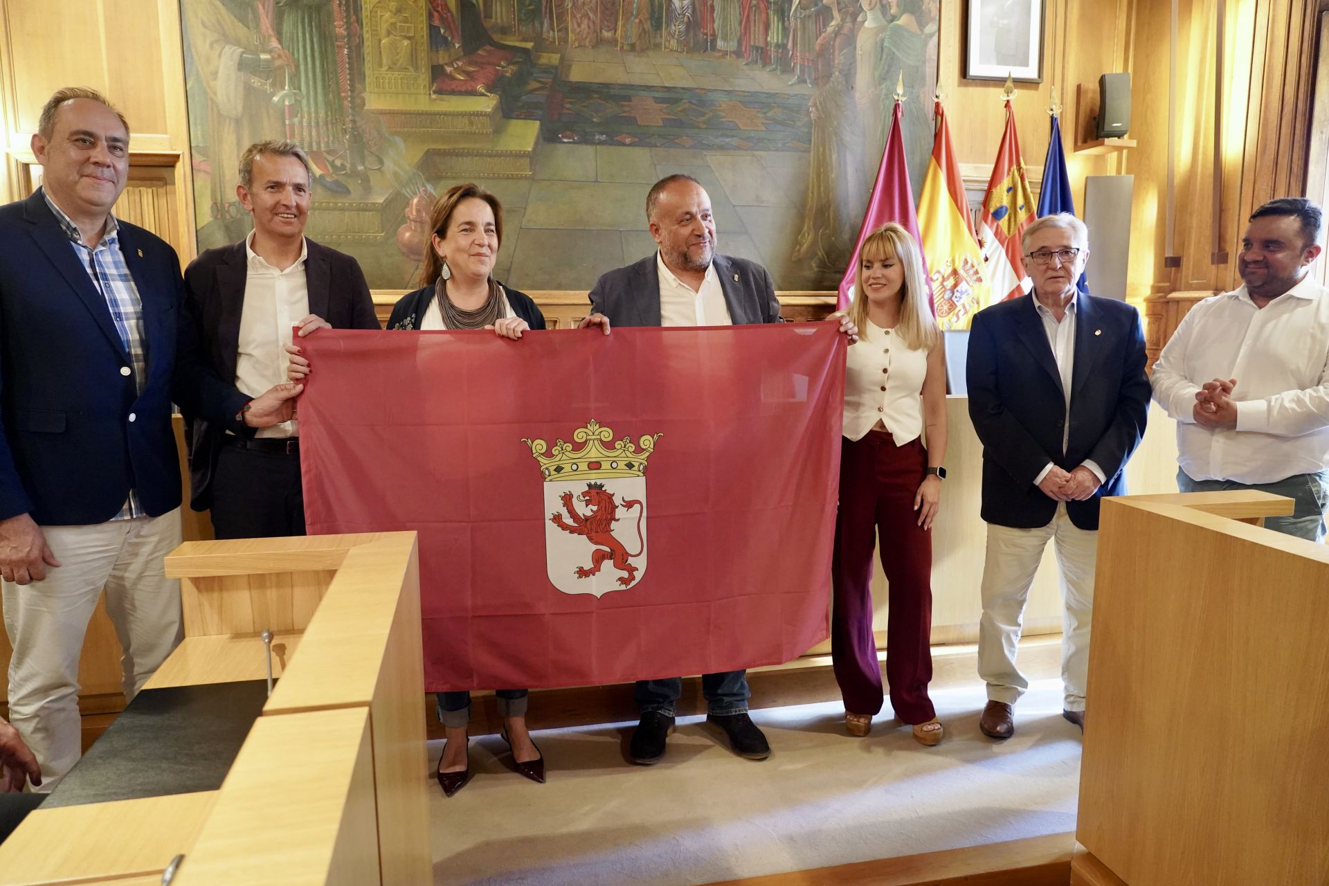 Recepción a la plantilla de la Cultural en la Diputación de León