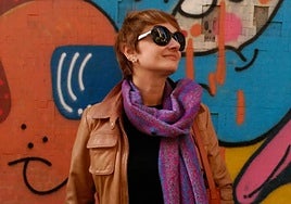 Araceli Cañadas, la única profesora de Historia del Pueblo Gitano.